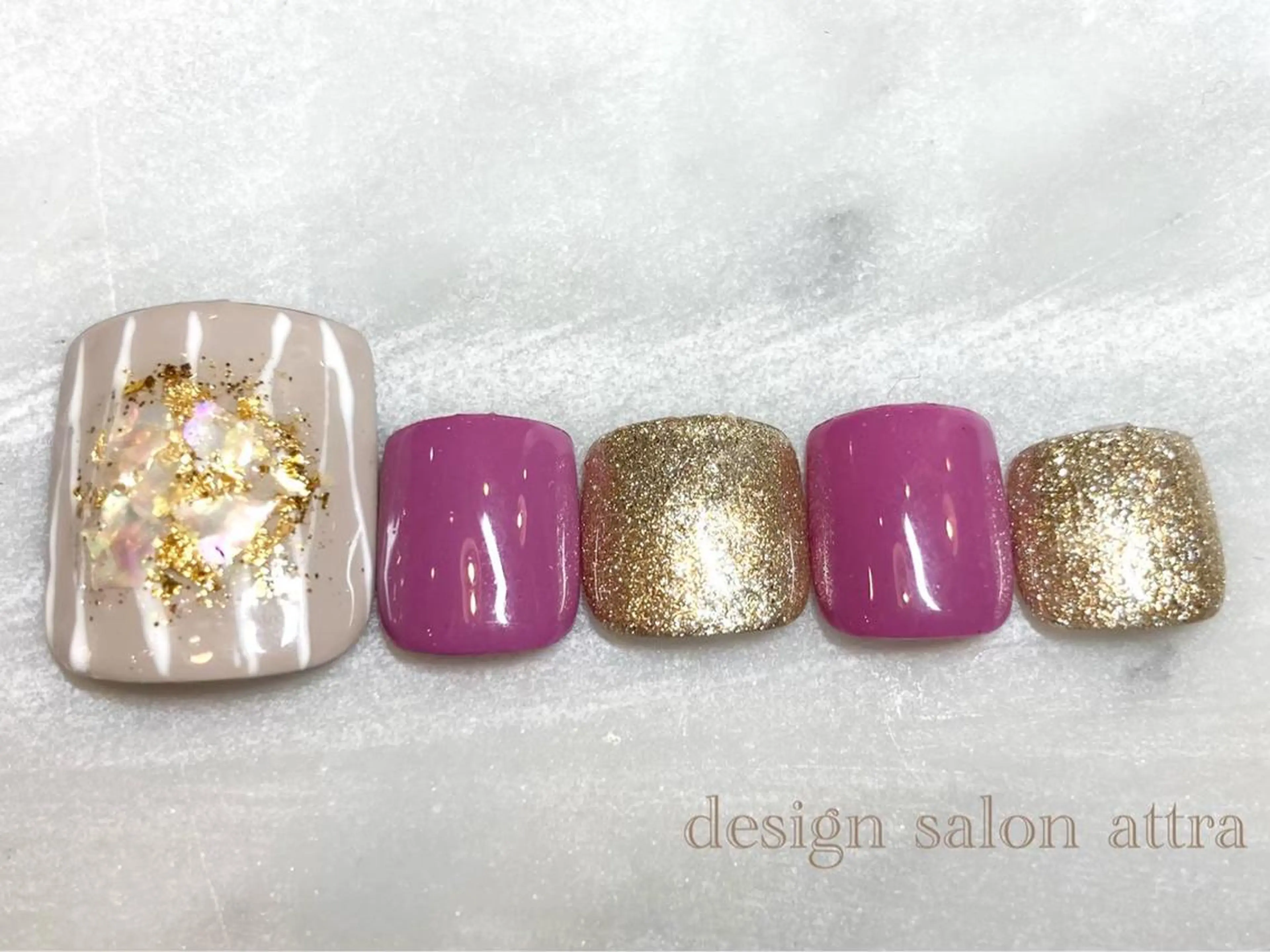 ネイル デザインサロン attra 本八幡店のネイルデザイン