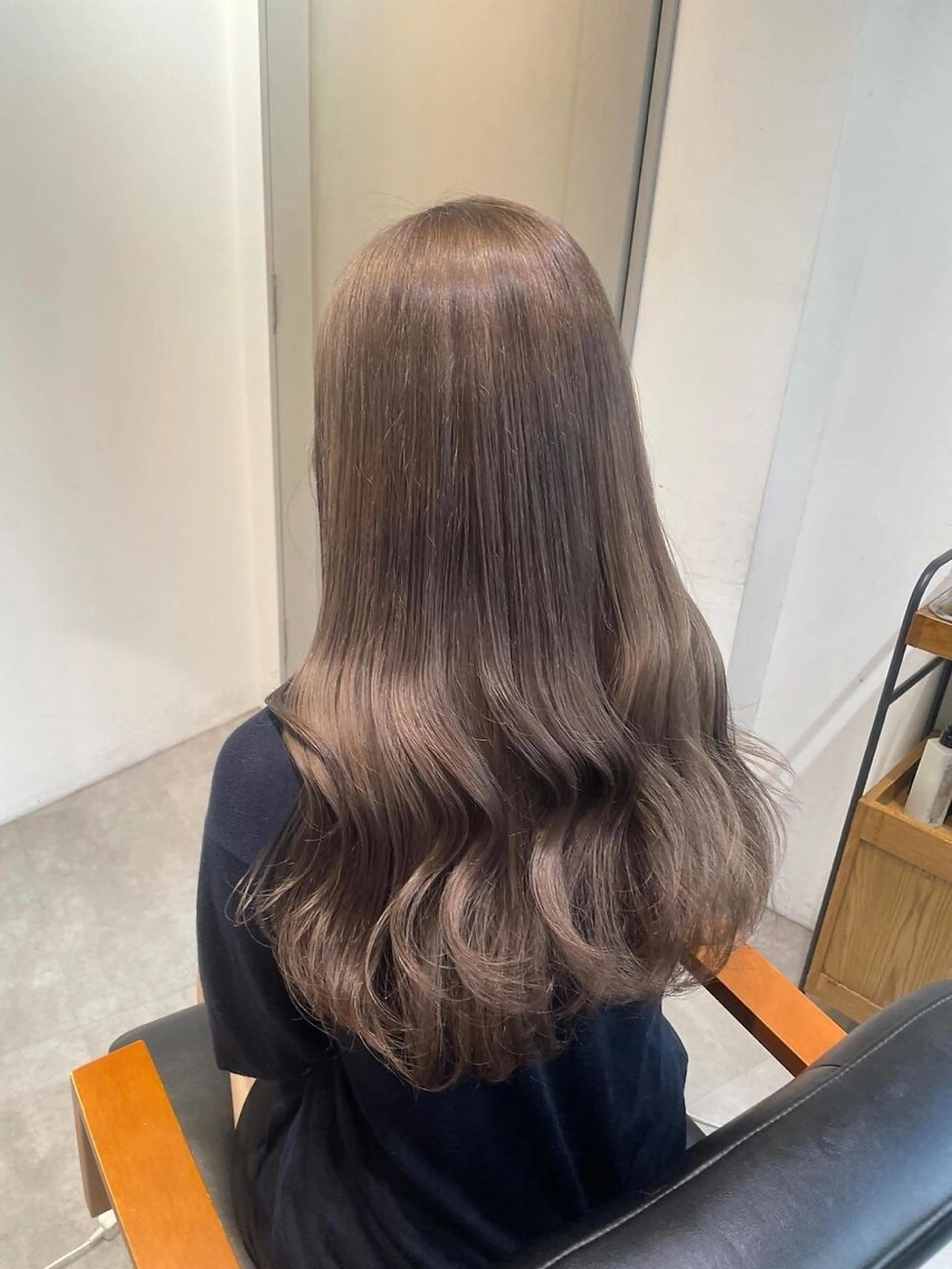 ロング カラー ヘアカラー トリートメント 髪質改善透明感カラー 🩶Nanakoのヘアスタイル