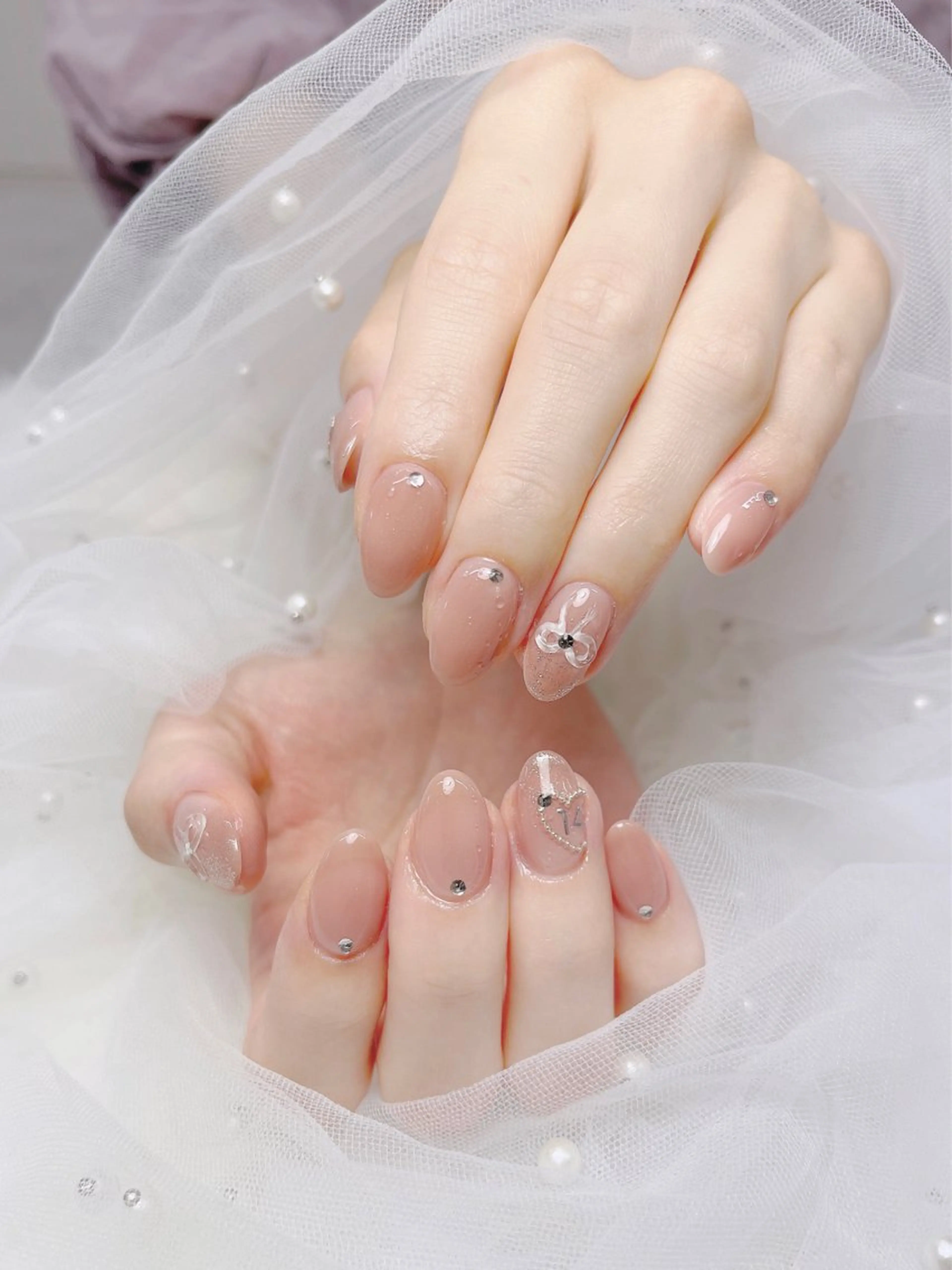 ネイル オーロラネイル チークネイル 長さ出し フットネイル フレンチネイル ハンドネイル ハンドケア lily nailのネイルデザイン