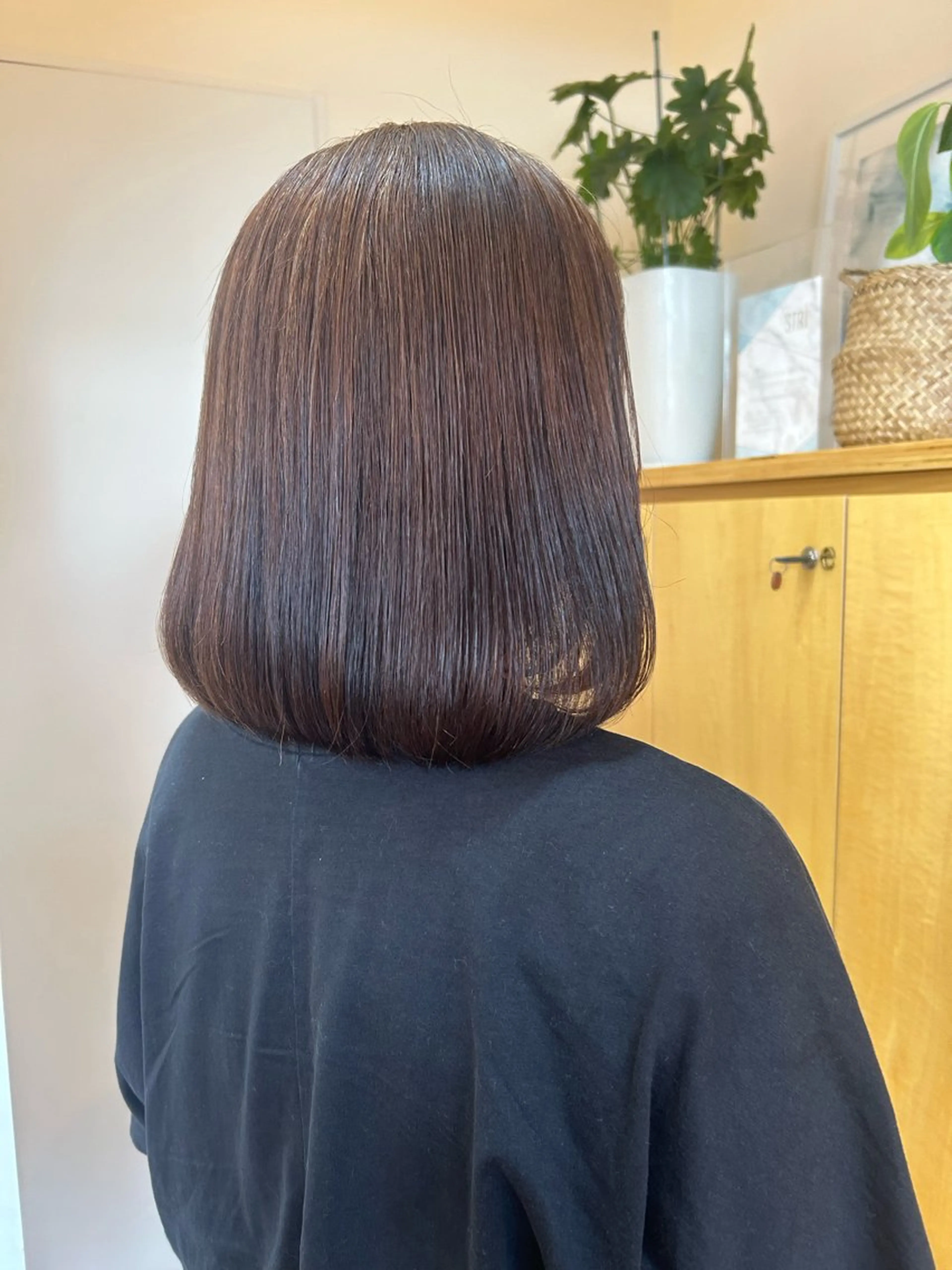 ミディアム 酸性ストレート ente im所属・上田 あやか🌱髪質改善✨のヘアスタイル