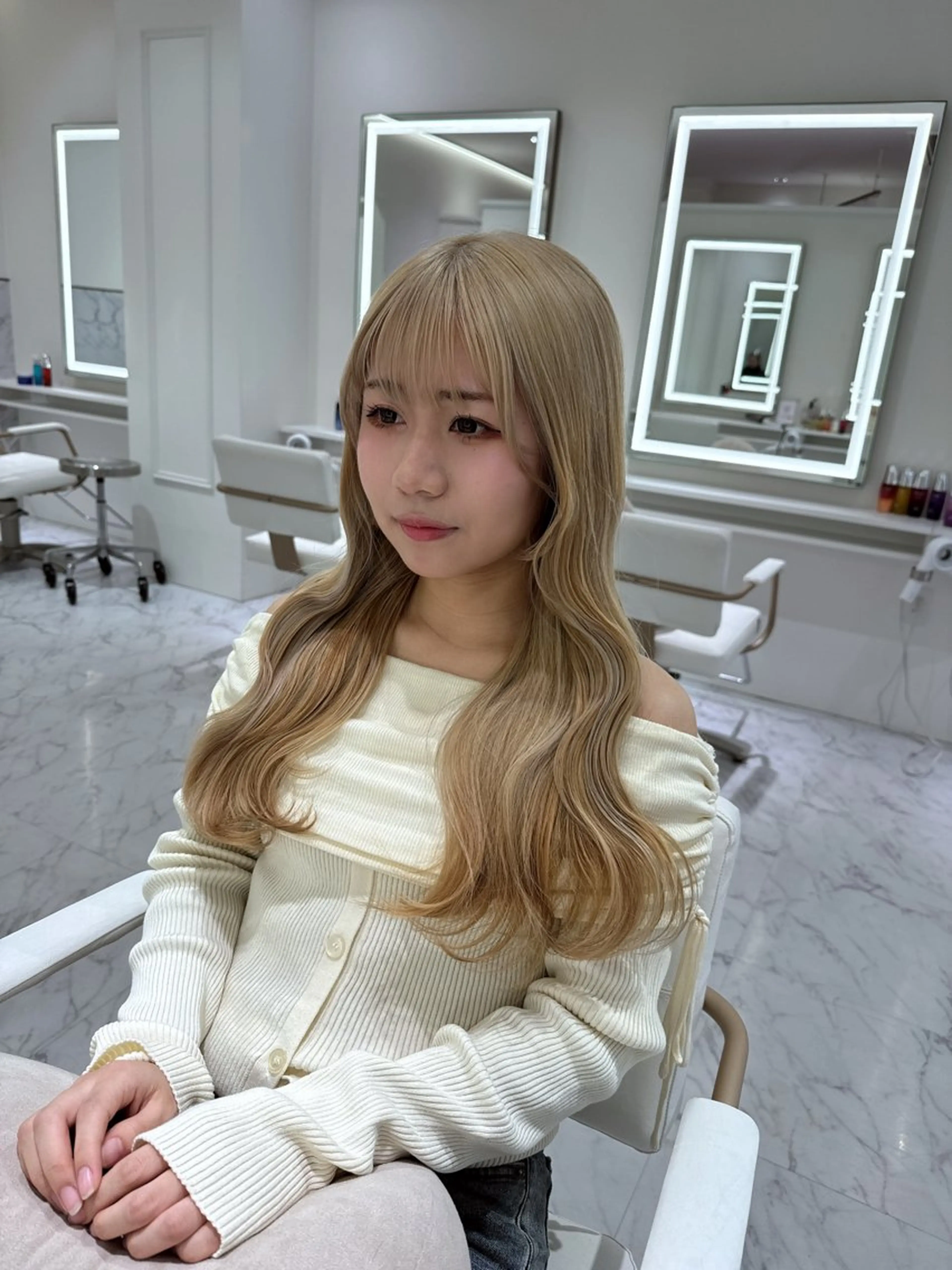 ロング カラー ブリーチ ヘアカラー ParveMix🍀 藤原愛未のヘアスタイル
