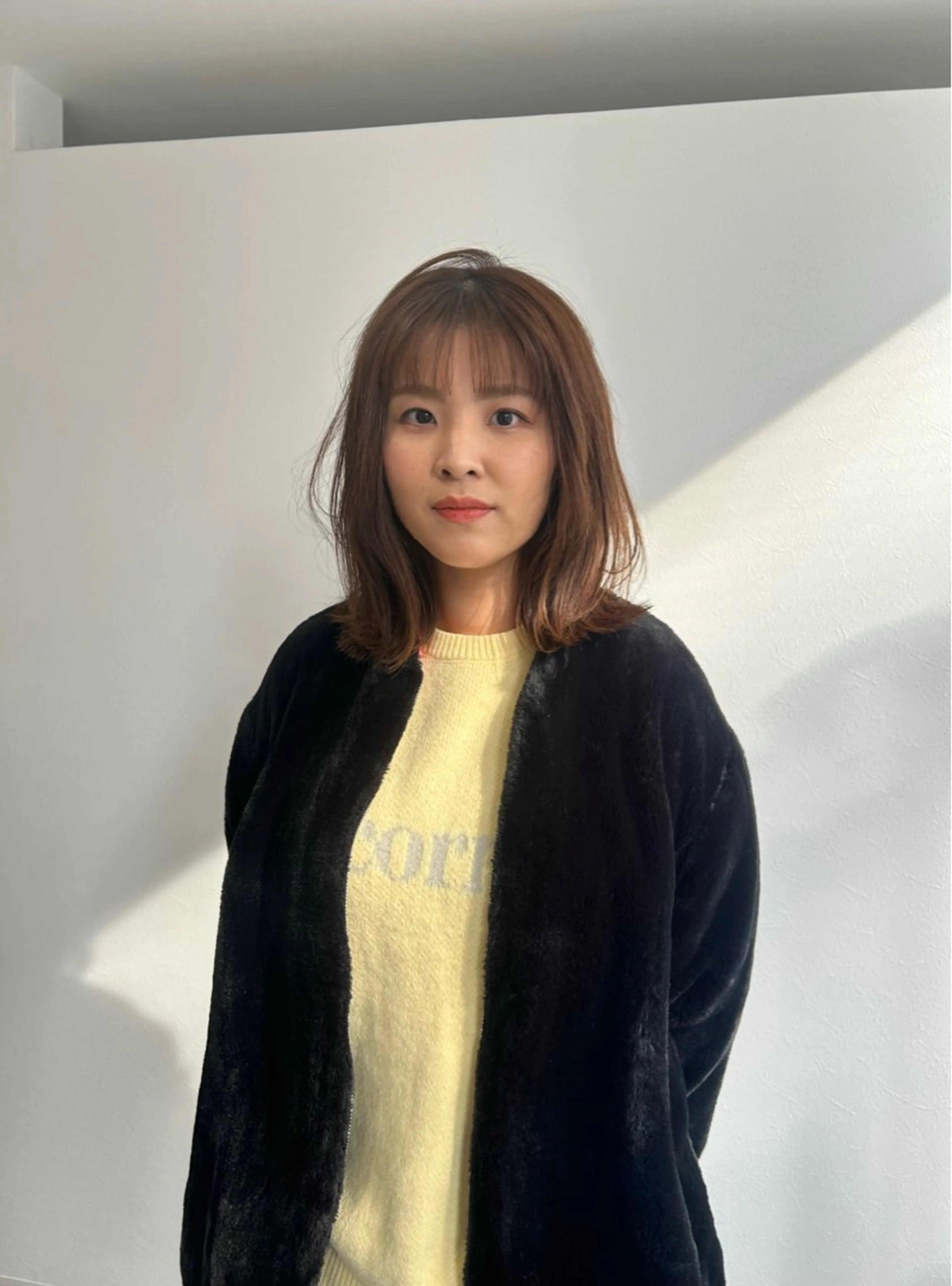 ミディアム カット タナカ レイヤのヘアスタイル