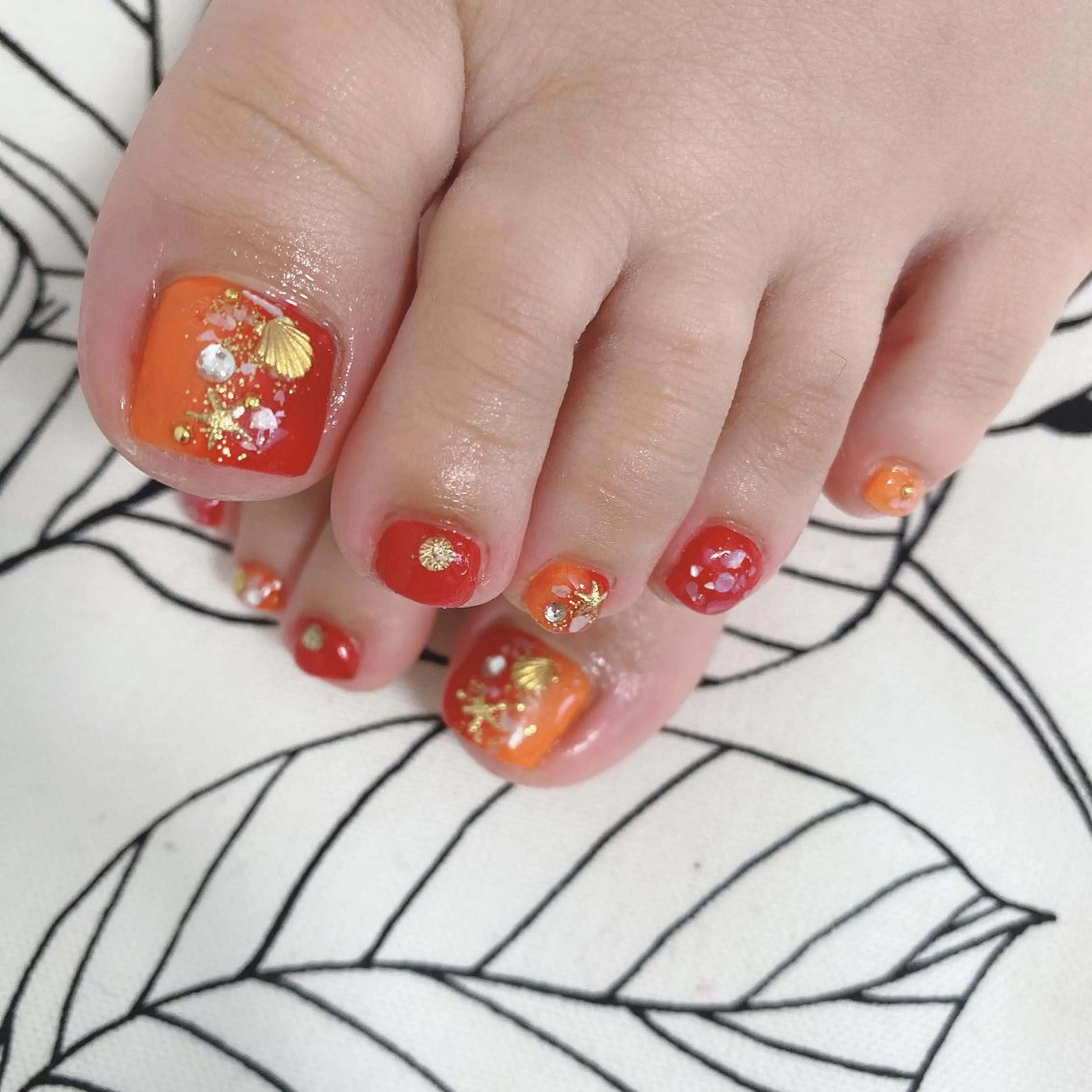 ネイル 吉岡 裕子のネイルデザイン