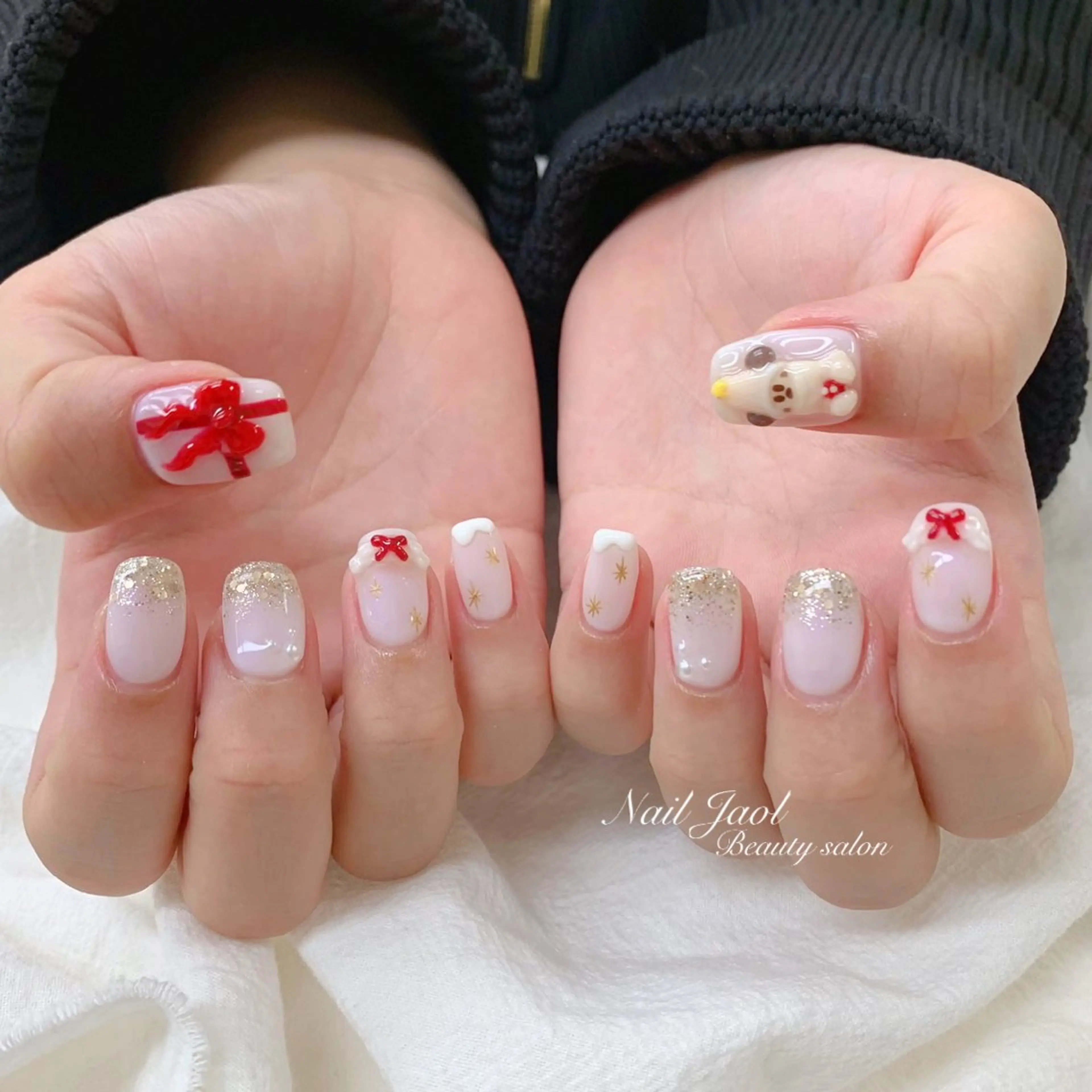 ミディアム 韓国風ヘア クリスマス ハンドネイル nail jaol池袋店所属・ネイルJaol 池袋のネイルデザイン