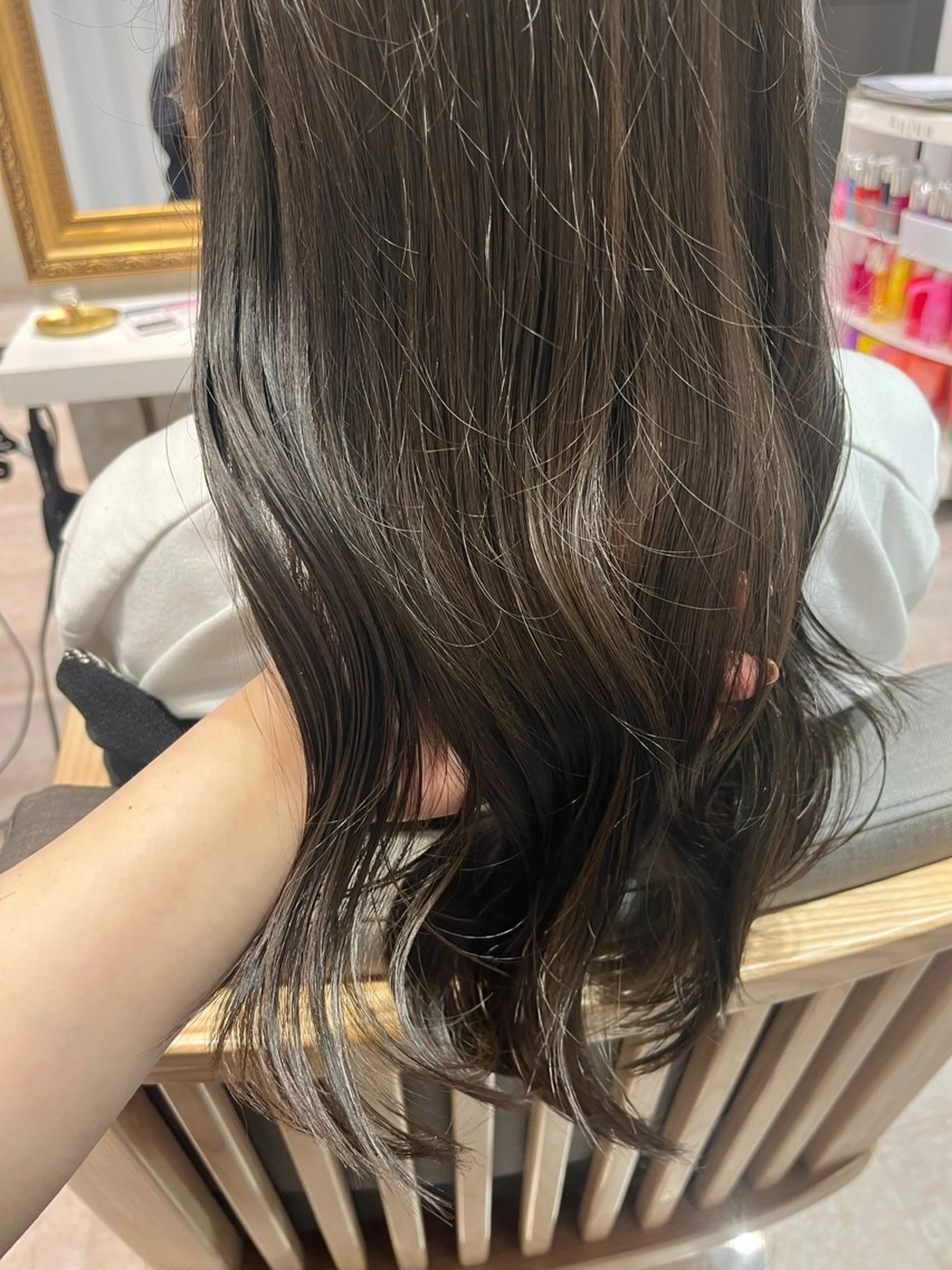 ロング カラー 🧸 山下 礼華 🧸のヘアスタイル