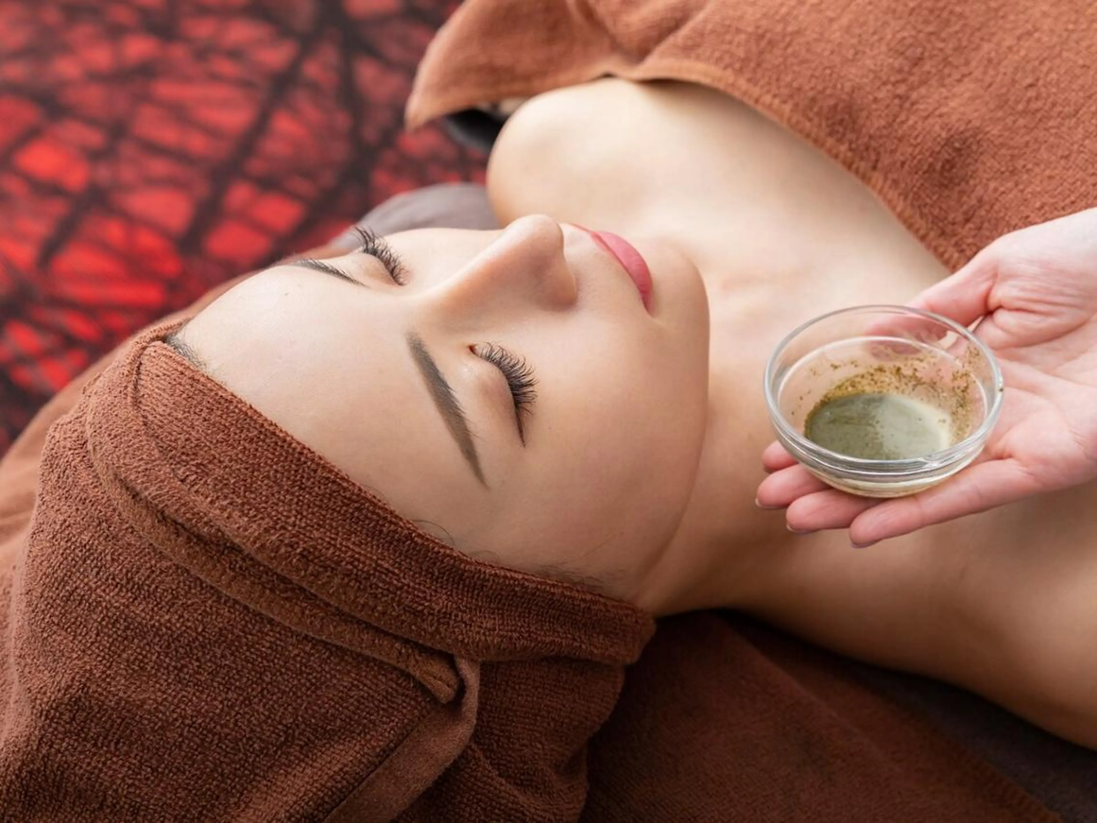 エステ リラク 立体小顔×艶肌×美ボ ディ似合わせ施術 岡のエステ・リラクイメージ