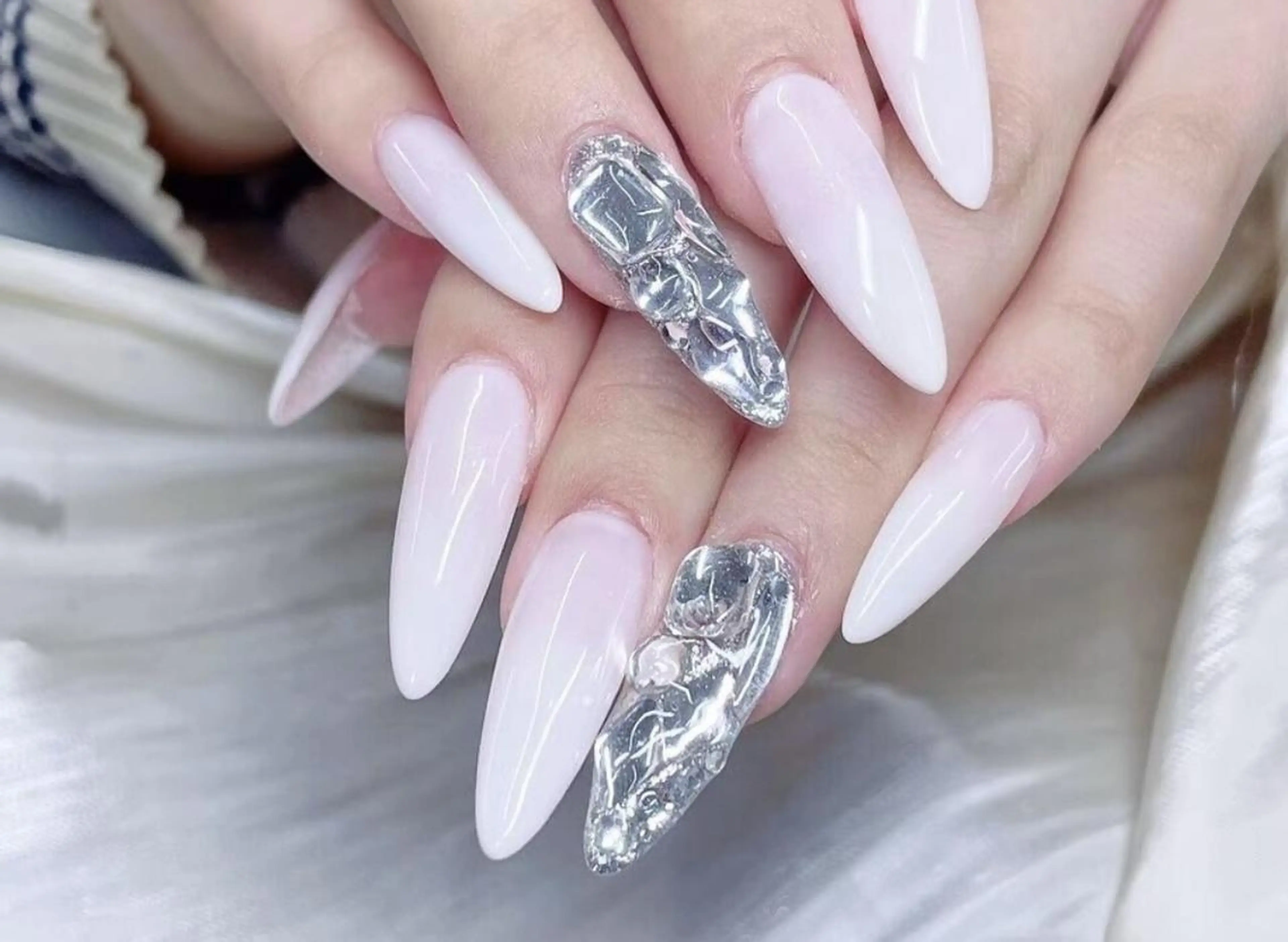 ネイル 🎀彩羽チップ 長さだし専門🎀のネイルデザイン