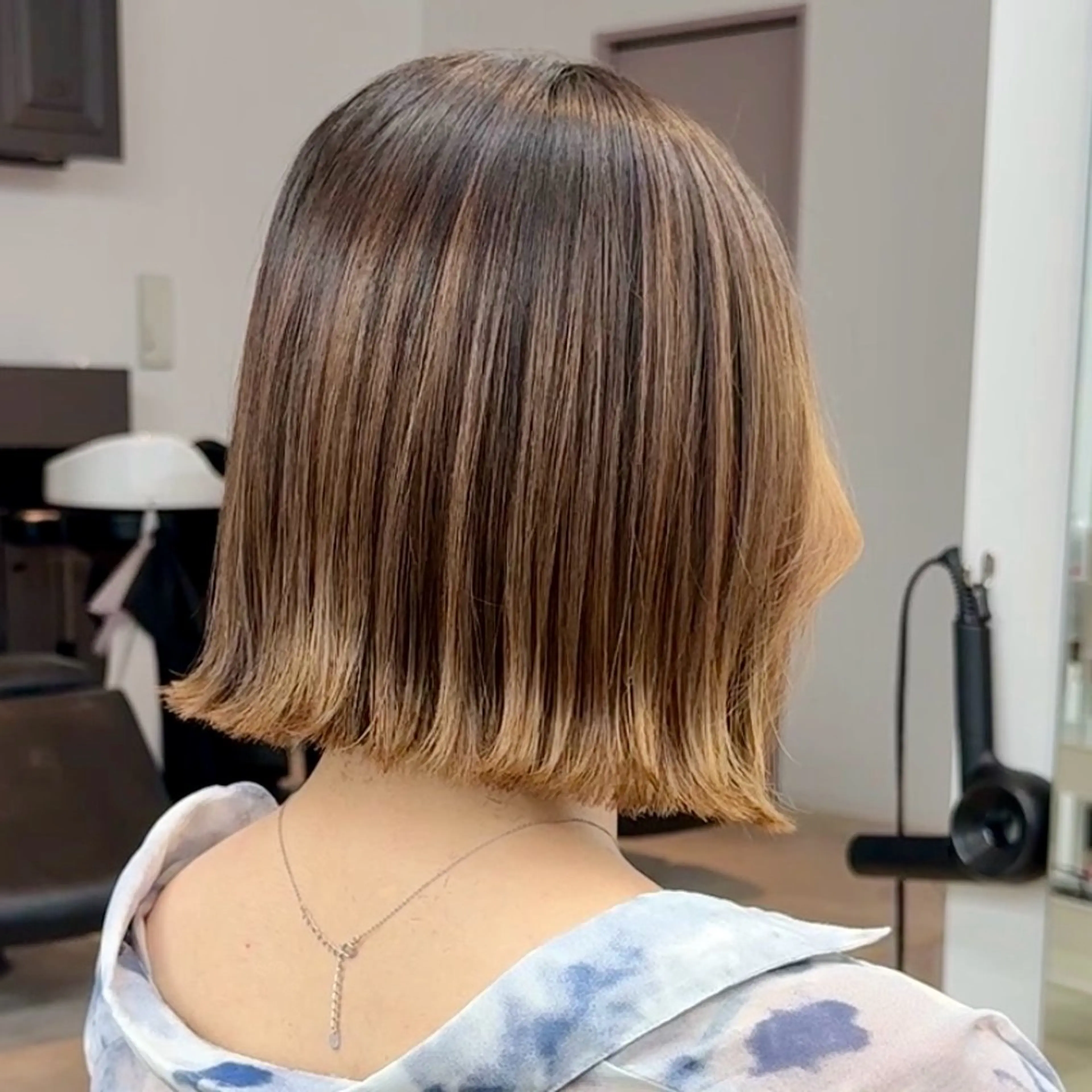 ショート カラー ヘアカラー 縮毛矯正 トリートメント Laff新宿所属・髪質改善/縮毛矯正/ ボブ/新宿/伊藤豊のヘアスタイル