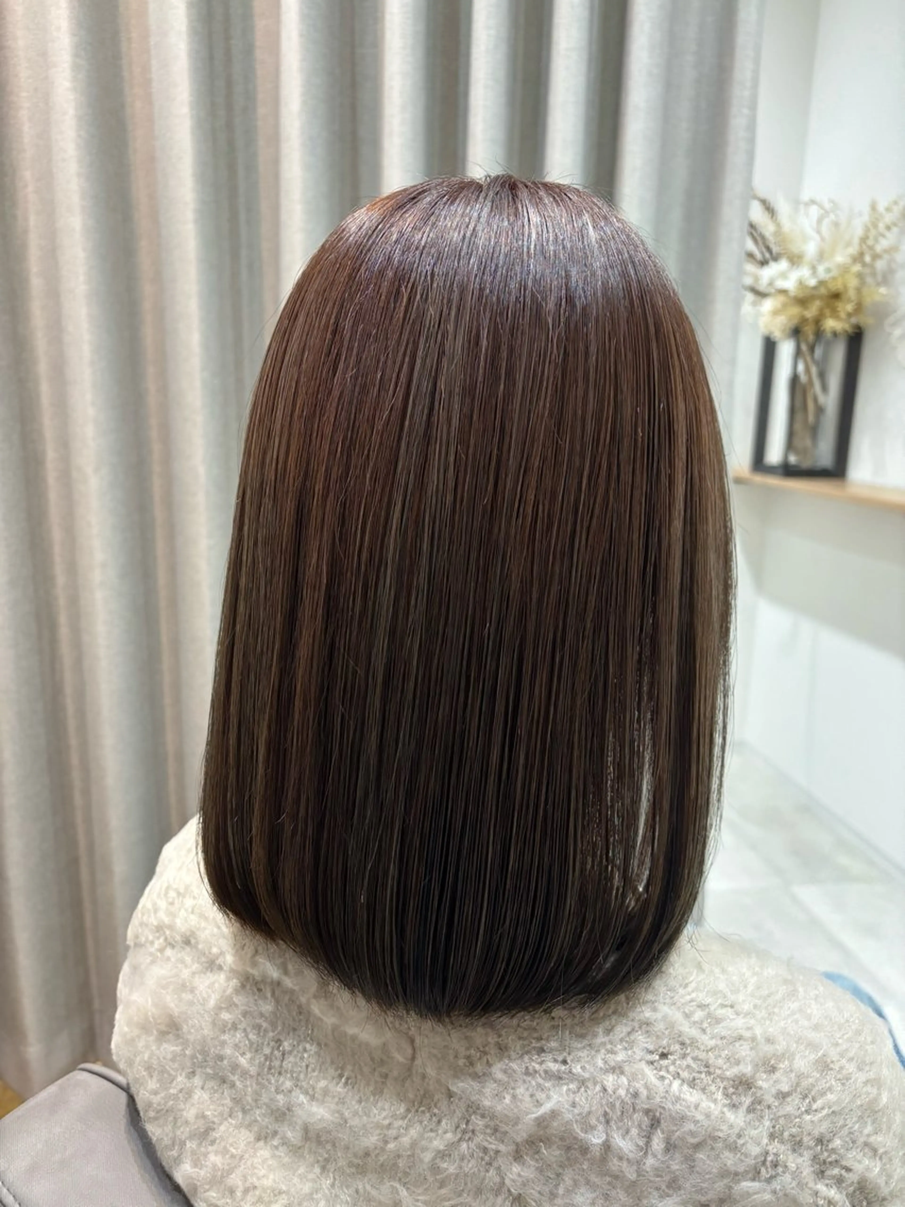 セミロング カラー ベージュカラー ヘアカラー トリートメント Atre.所属・🤍美髪縮毛/髪質 改善/池上夏凜🤍のヘアスタイル