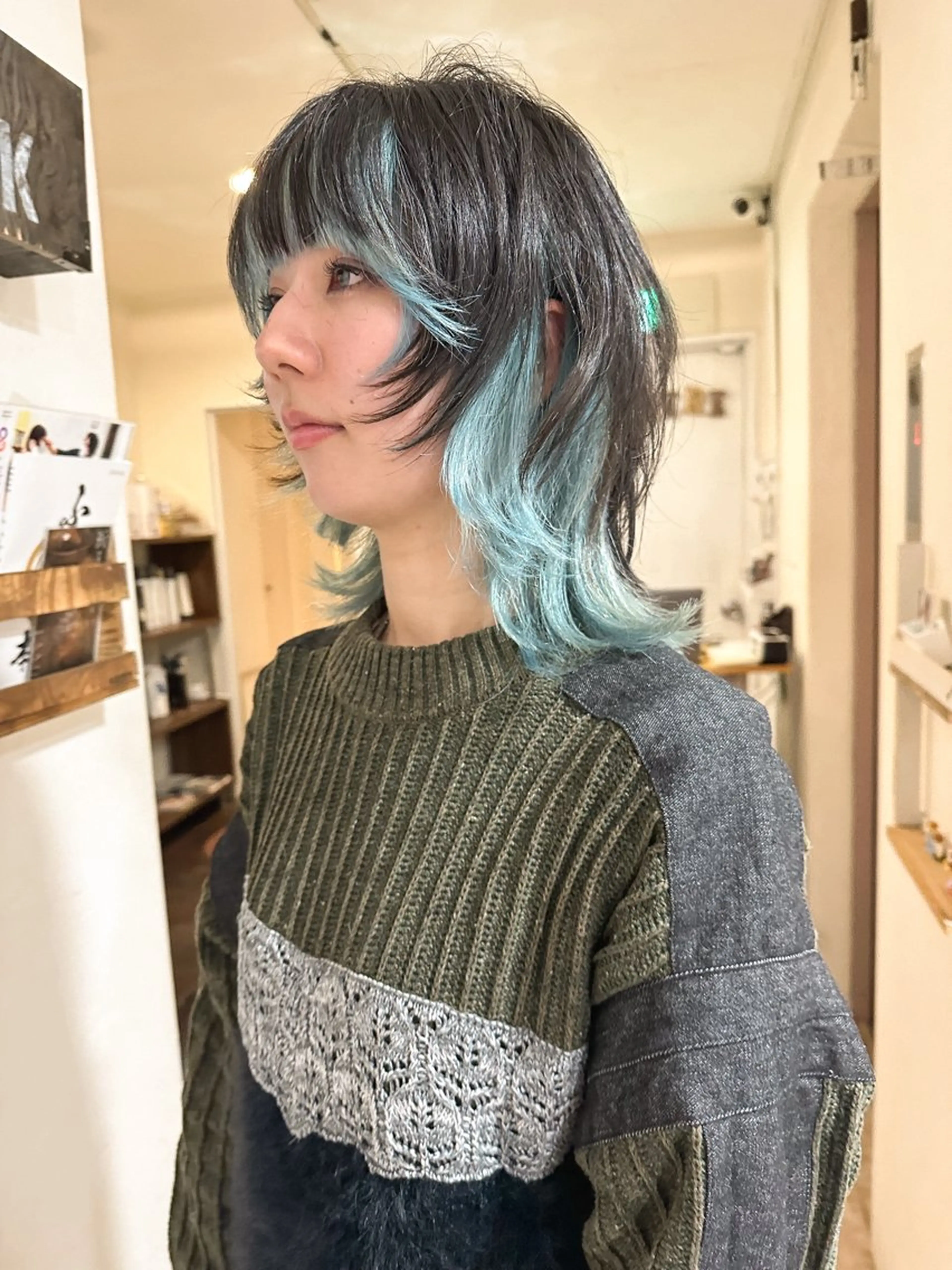 ミディアム カラー ウルフカット 梅田 illfrere 所属・イルフレール ryuのヘアスタイル