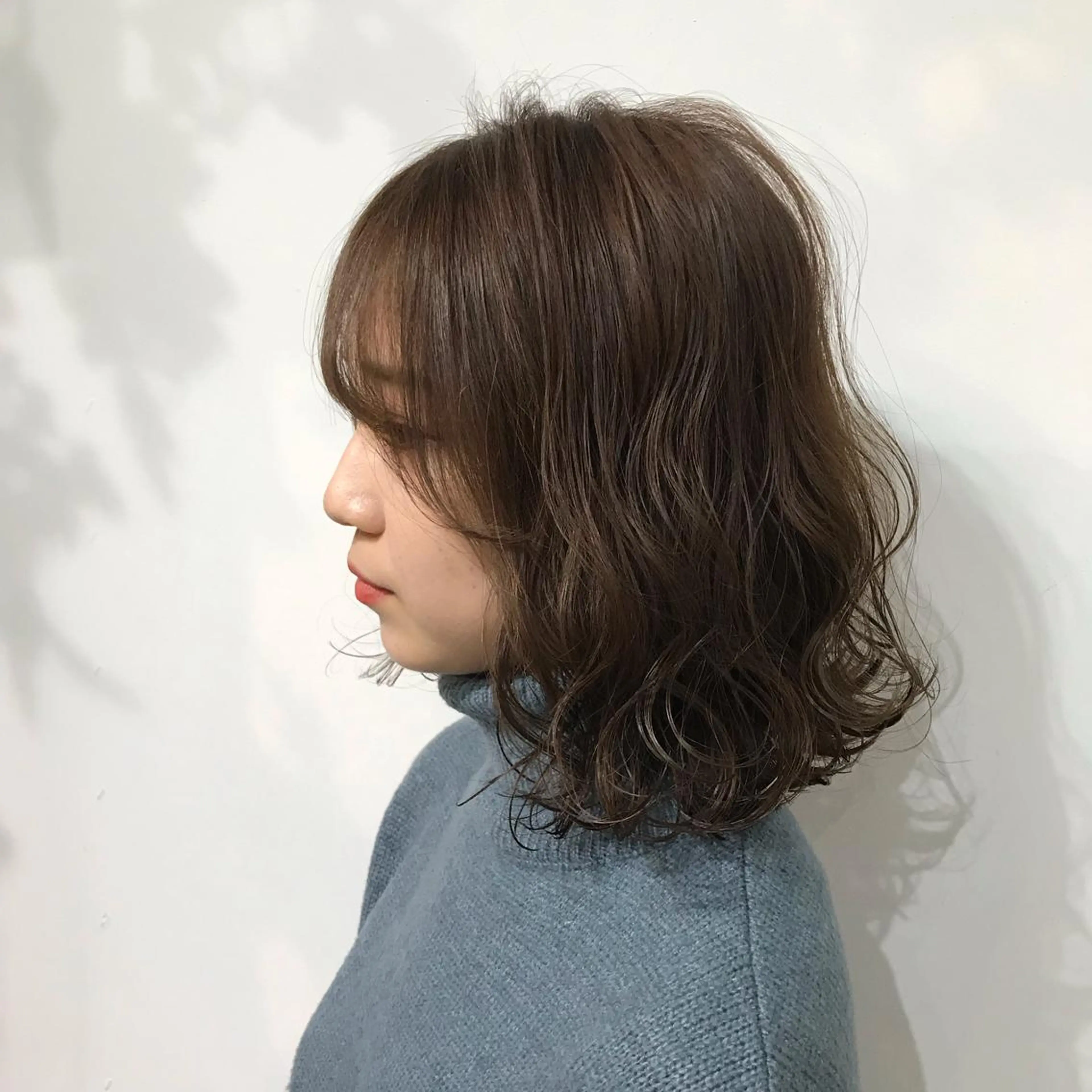 ミディアム カラー 韓国風ヘア ヘアカラー トリートメント レイヤー/顔周り /AKARIのヘアスタイル