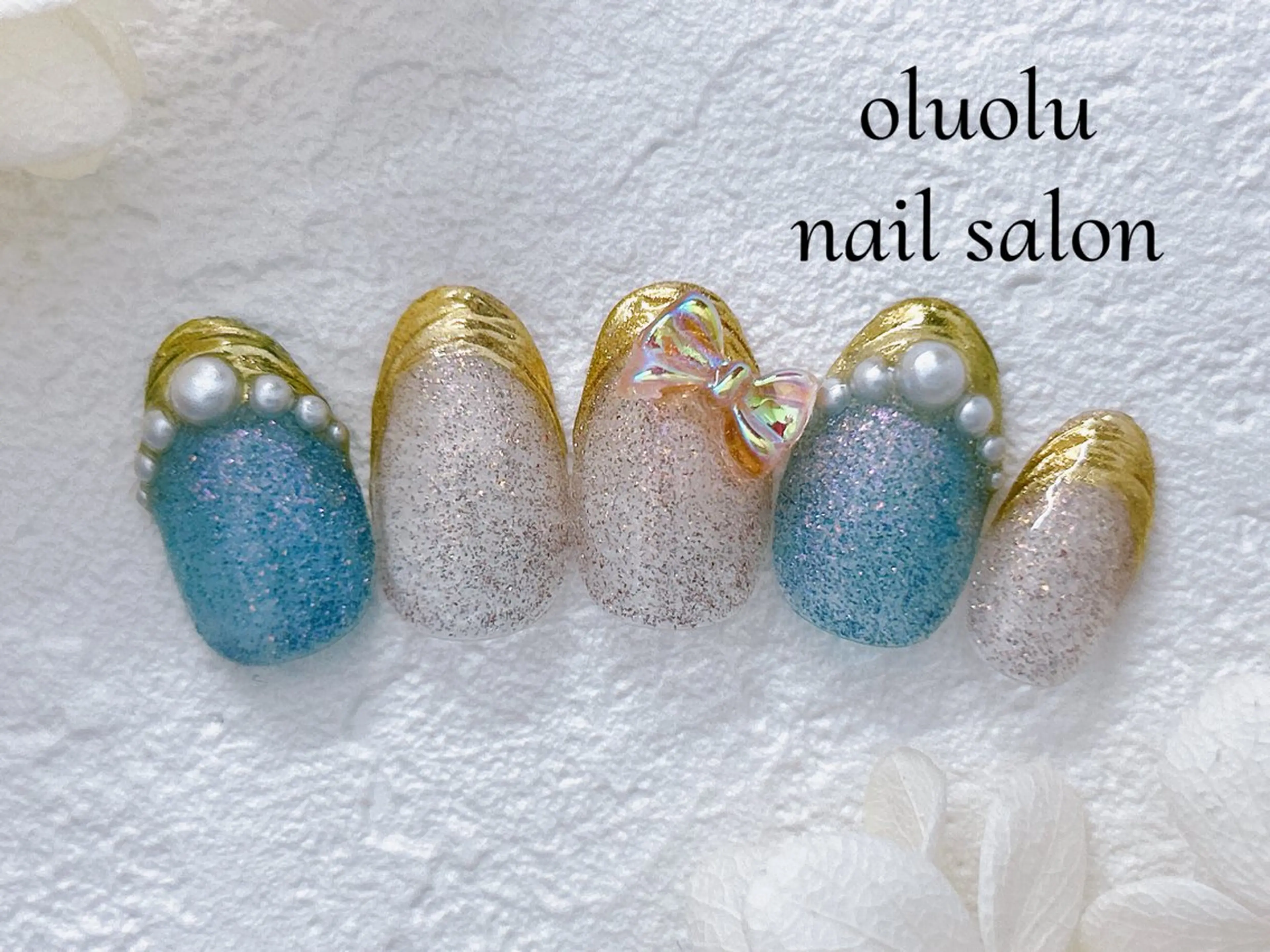 ネイル オーロラネイル フラッシュネイル 韓国ネイル リボン ワンホンネイル oluolu nailsalonのネイルデザイン