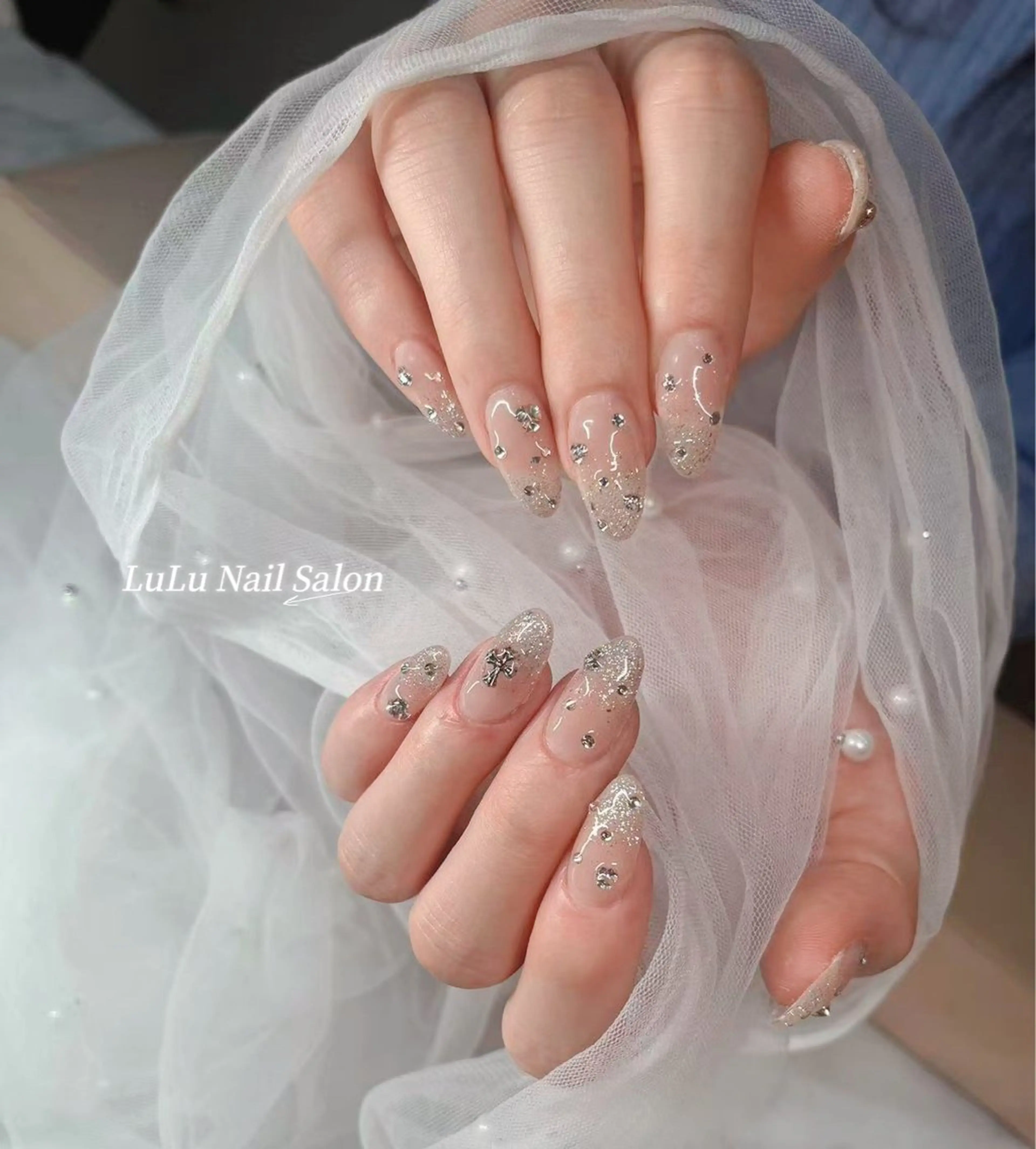 ネイル ハンドネイル LULU Nail  Salon 新宿所属・LU LU NailSalonのネイルデザイン