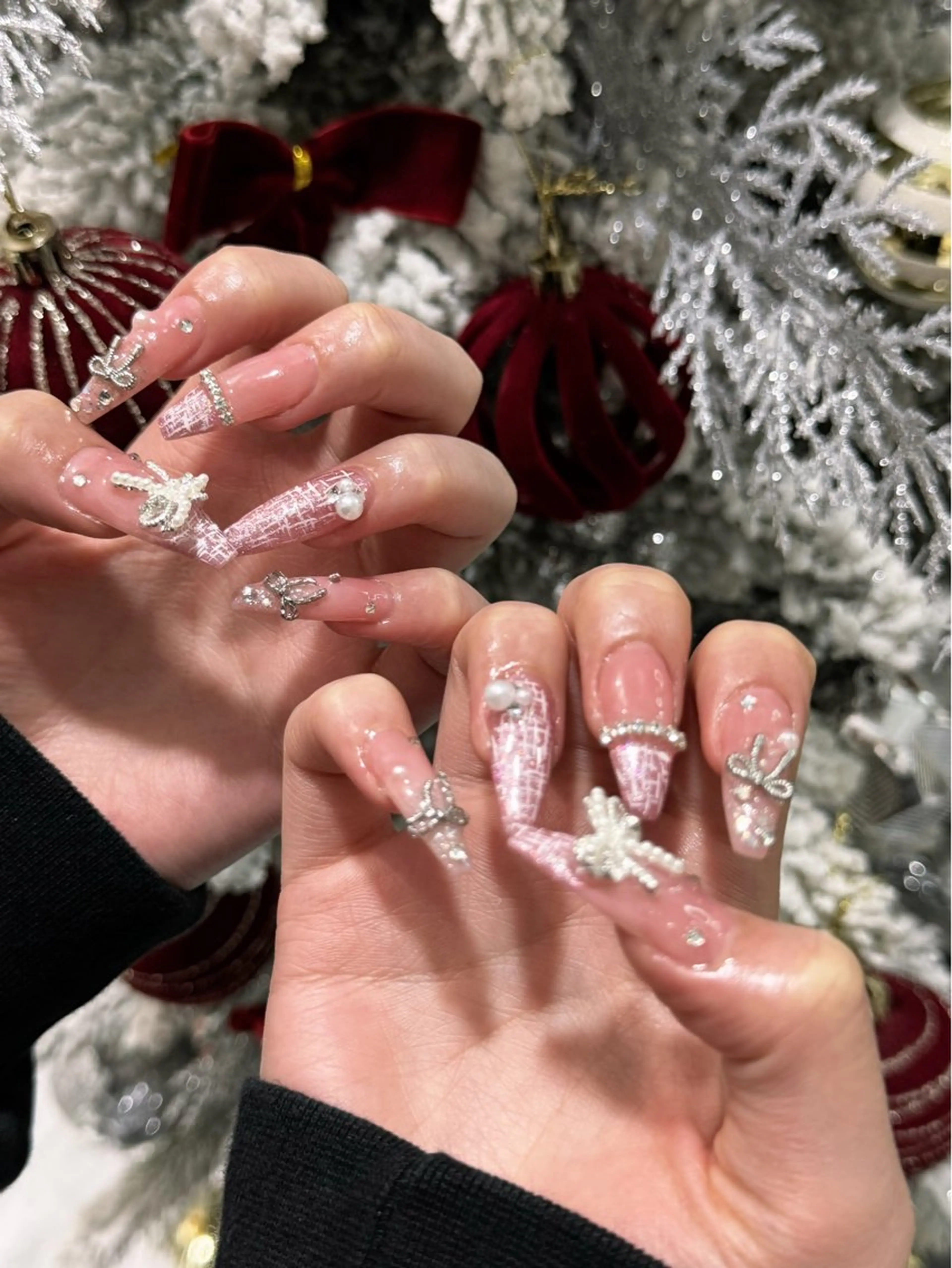 ネイル キラキラネイル ラメ(グリッター) マグネットネイル パープル ハンドネイル Kitty Nailのネイルデザイン