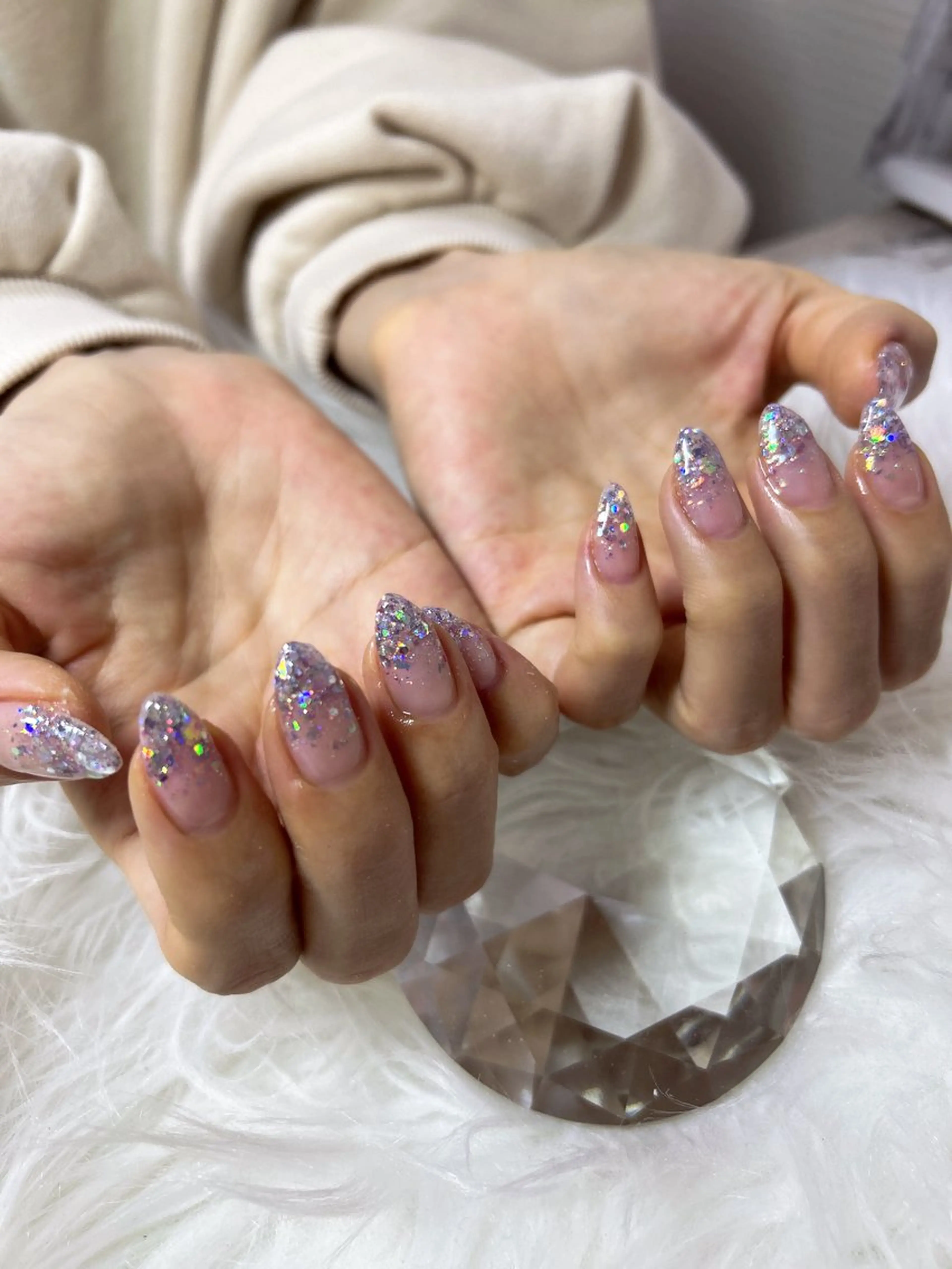 ネイル グラデーション ラメ(グリッター) ラメグラデーション ハンドネイル Beauty　salon Alona所属・ALONA☀️ Nail💅のネイルデザイン