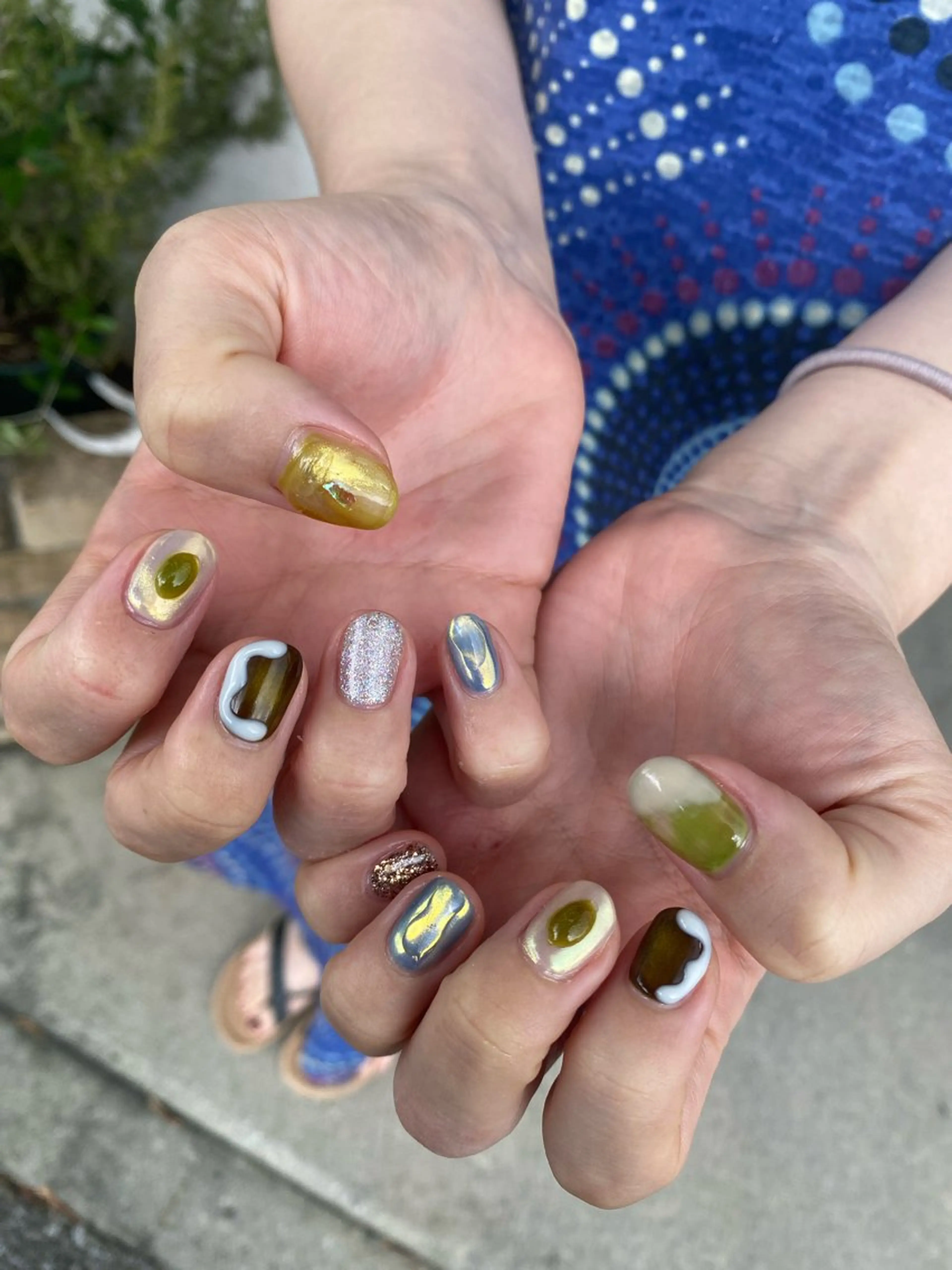ネイル フラッシュネイル フレンチネイル ジェルネイル グラデーション ラメ(グリッター) ハンドネイル ハンドケア REILLY.　private nail salon所属・Marina 《REILLY.》のネイルデザイン