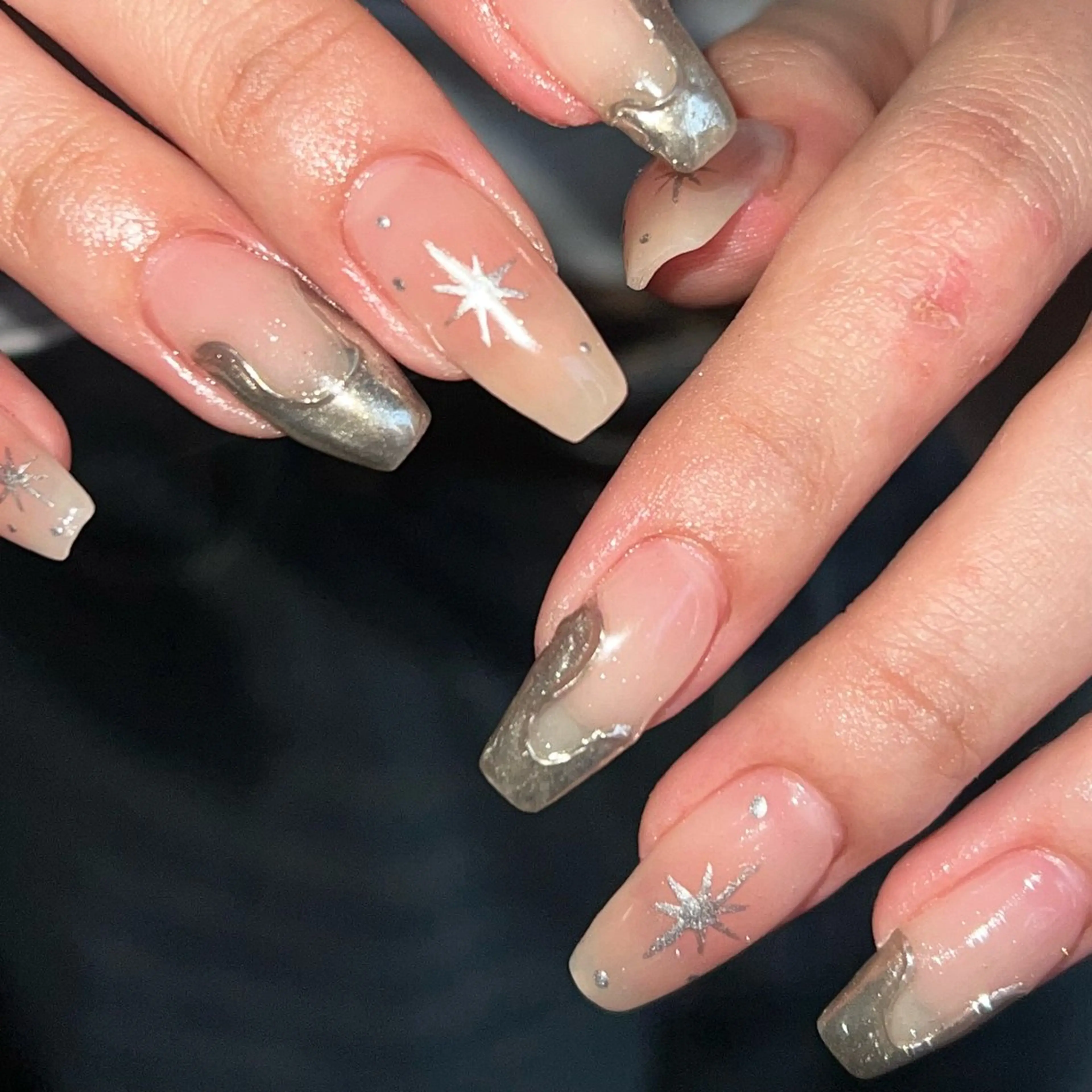 ネイル ハンドネイル Hata nail /個性派ニュアンスのネイルデザイン