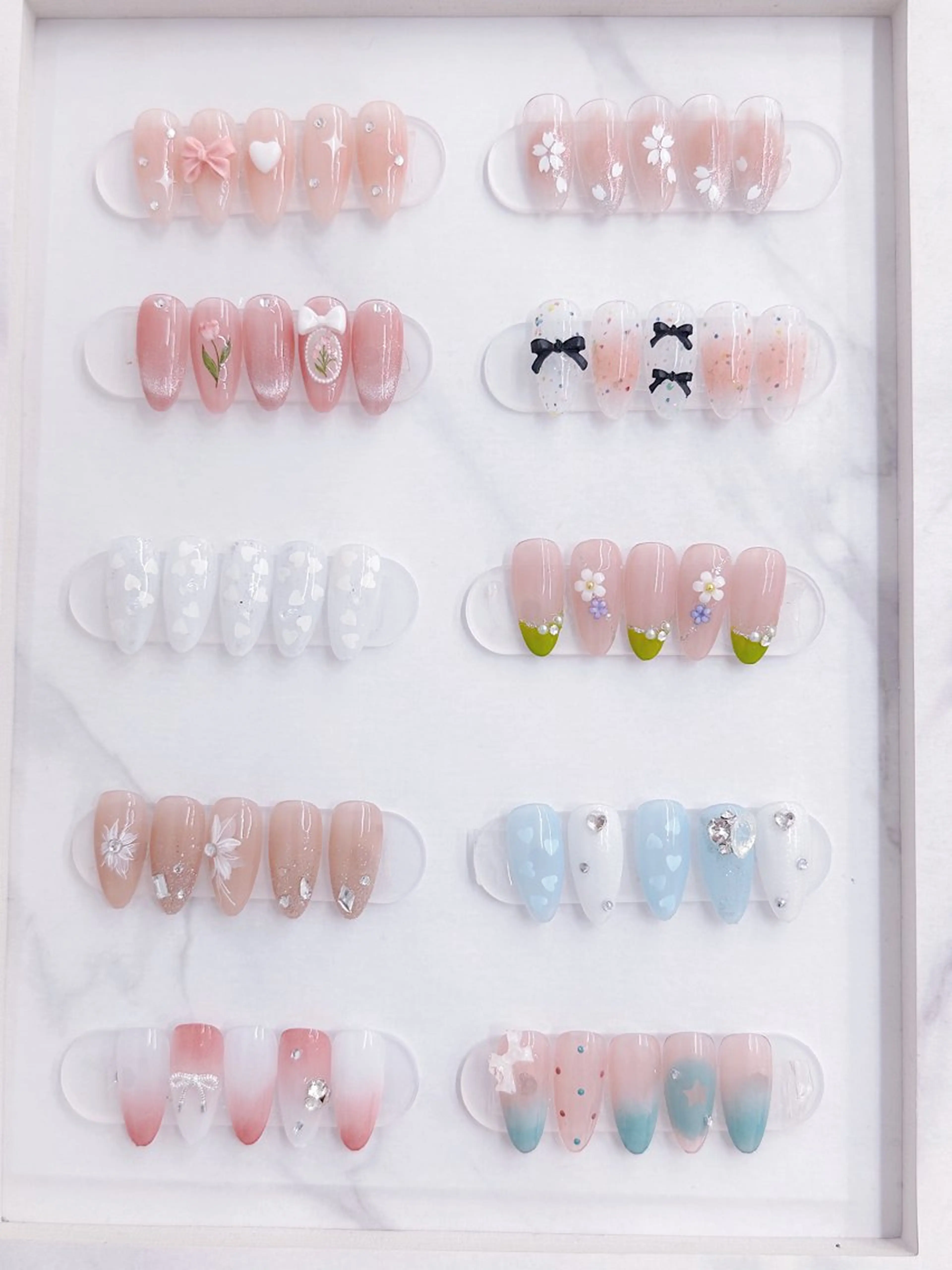 ネイル 春ネイル ☁️Minnin Tsuki ☁️のネイルデザイン