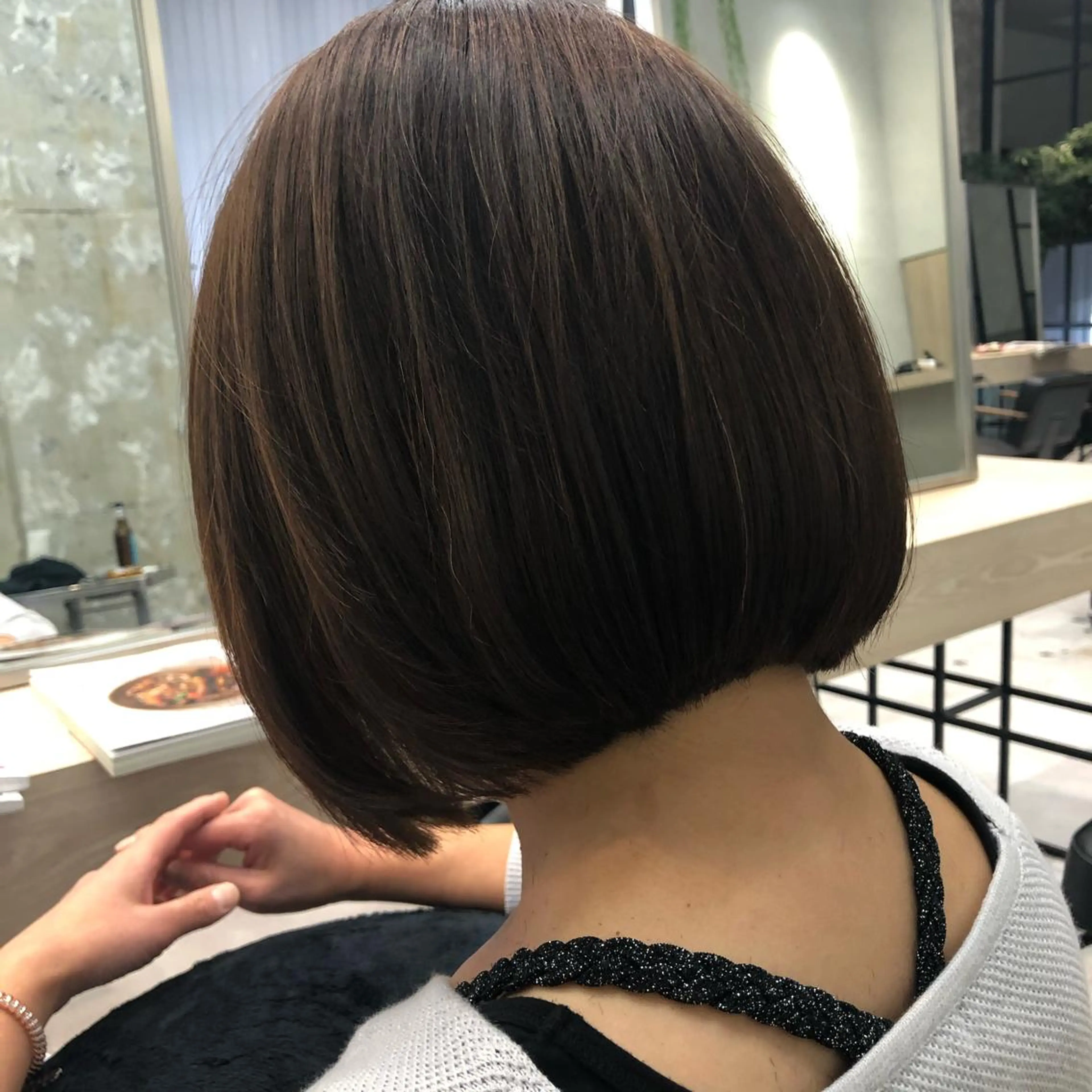 ショート 前下がりボブ ボブ ノツコウダイ /ぱつっとボブのヘアスタイル