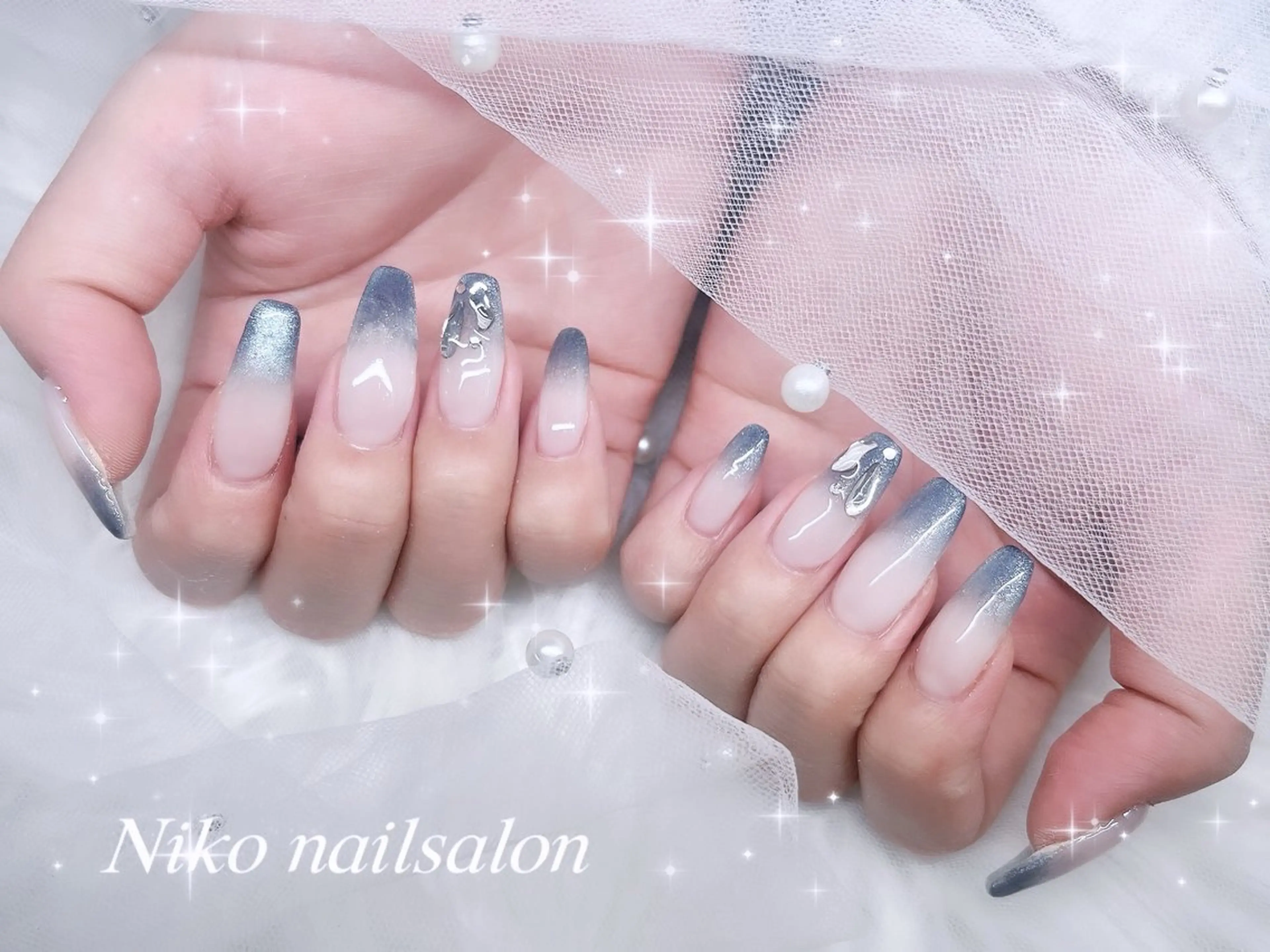 ネイル グラデーション マグネットネイル Niko nailサロンのネイルデザイン