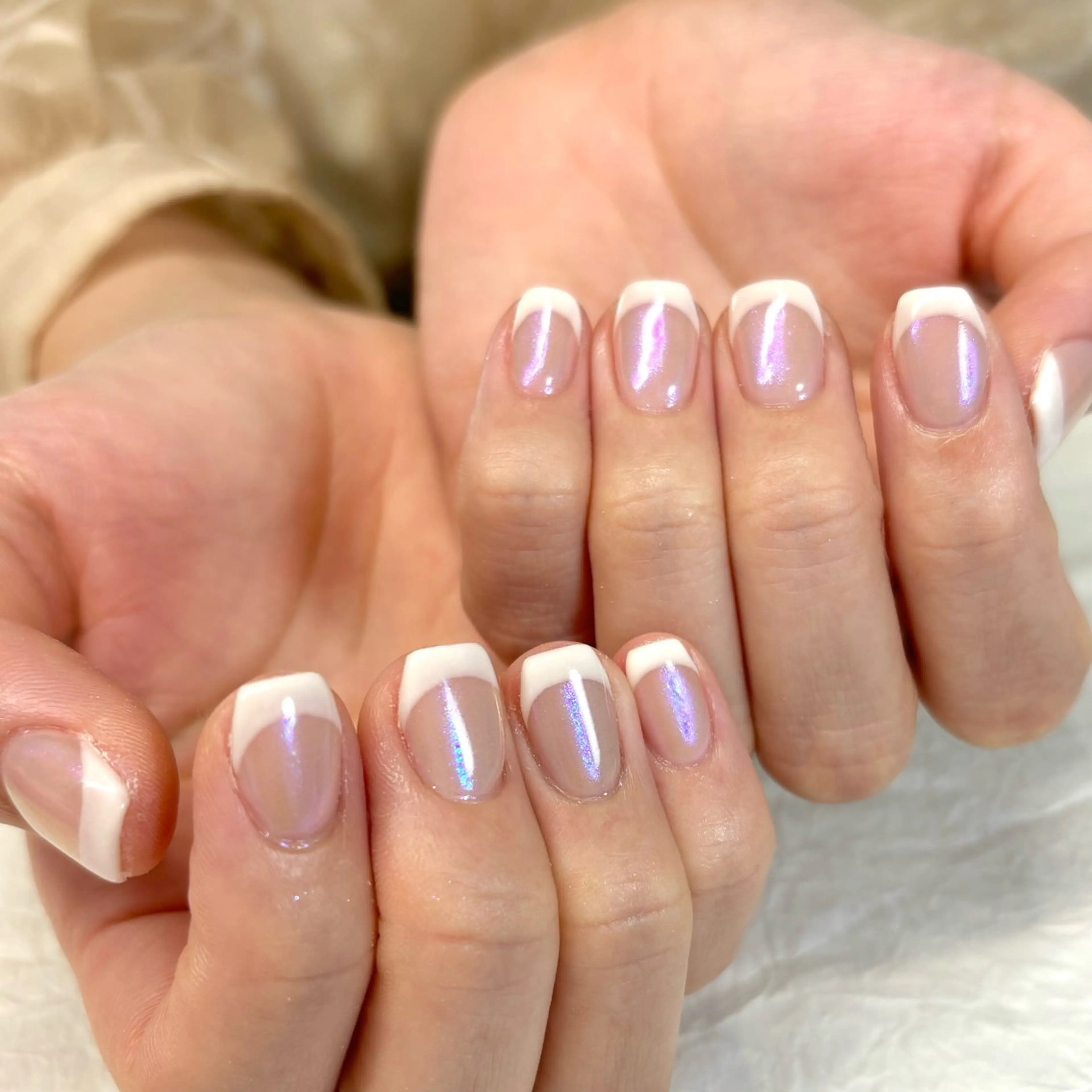 ネイル オーロラネイル ハンドネイル ラヴィアンローズ所属・S. kurumiのネイルデザイン