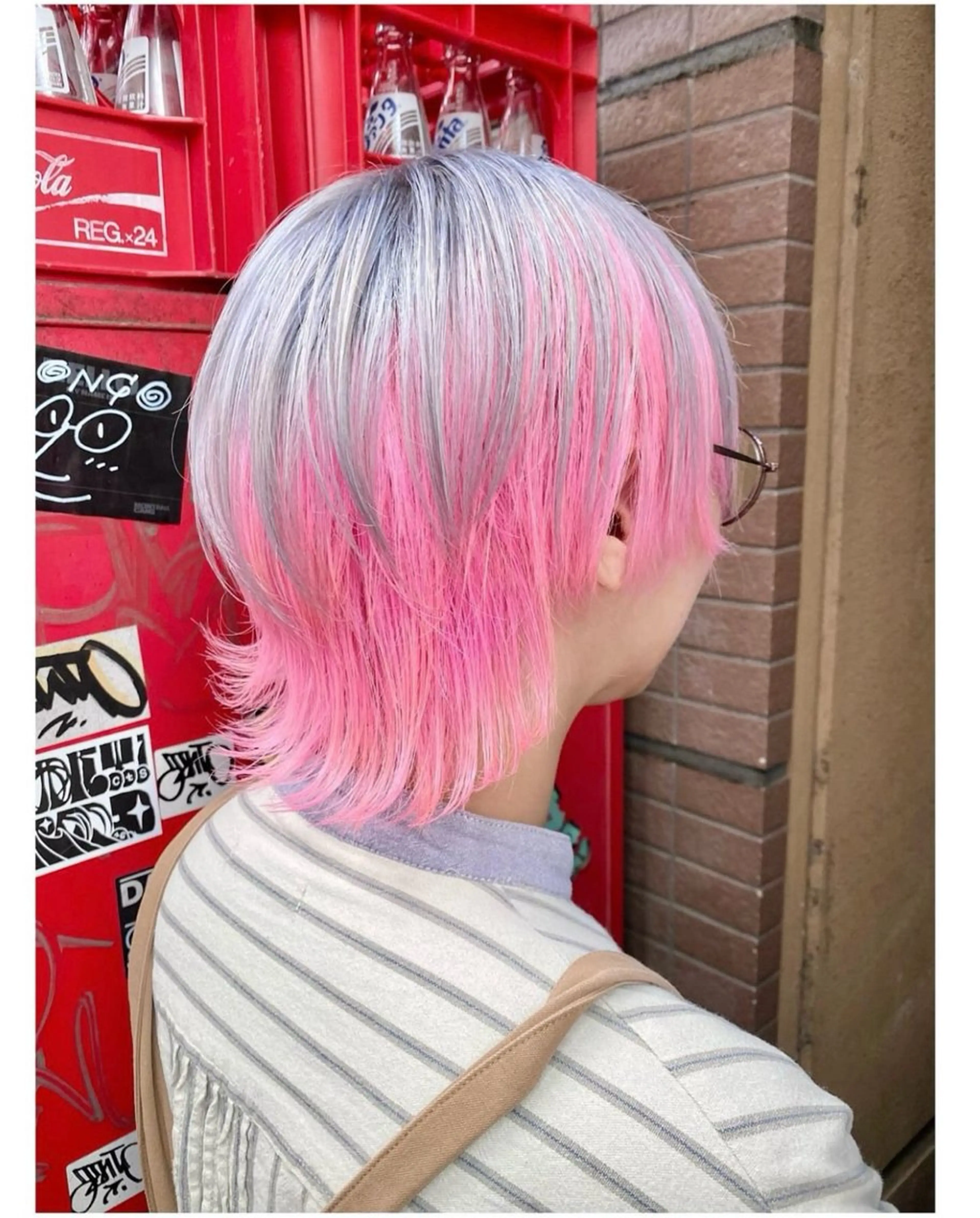 ショート カラー ピンクカラー ヘアカラー GARU-ガル-所属・TSUNO🦖 派手髪/オタク美容師のヘアスタイル