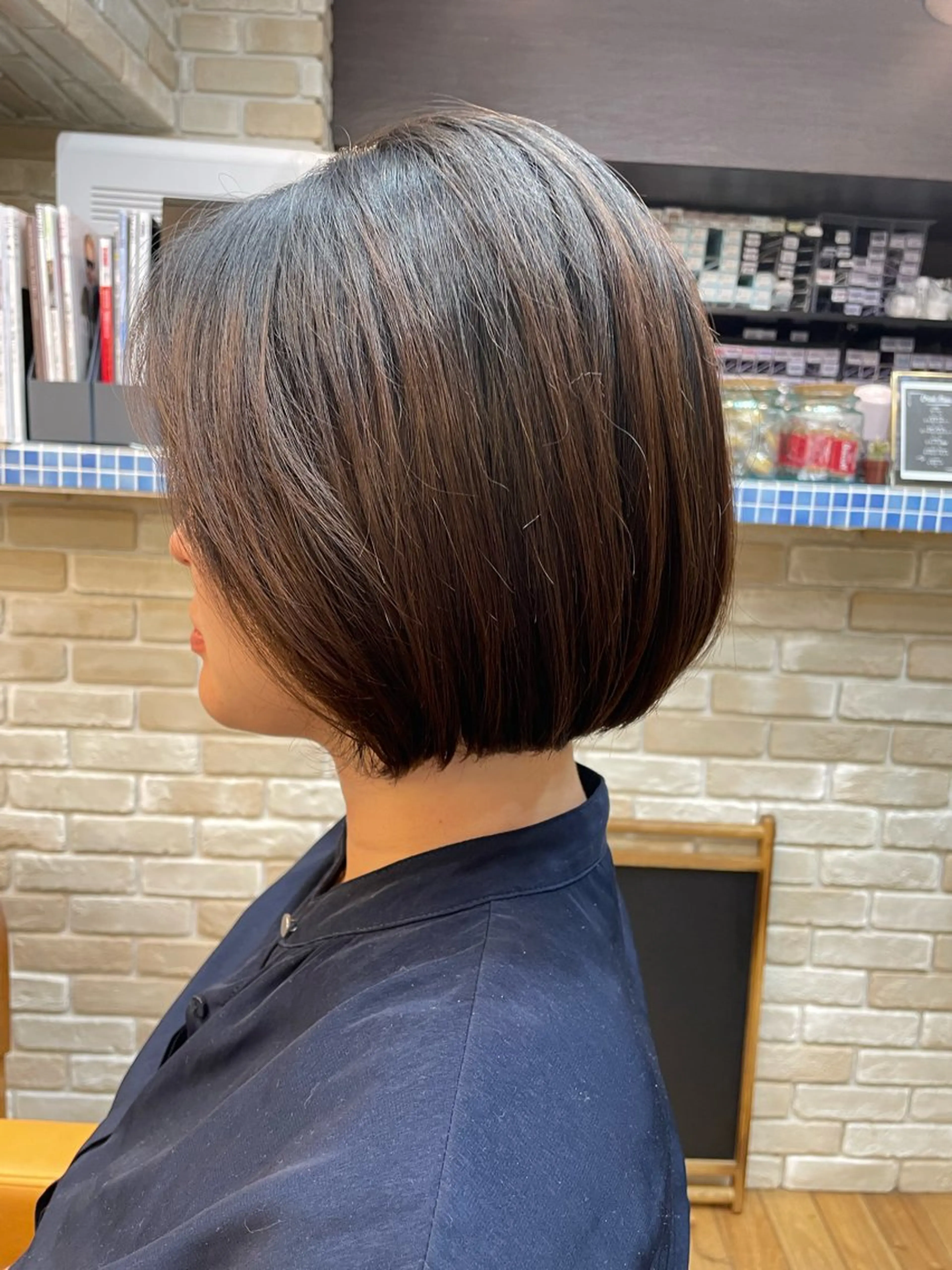 ショート eyesburg W/est所属・ショートボブ 村上のヘアスタイル