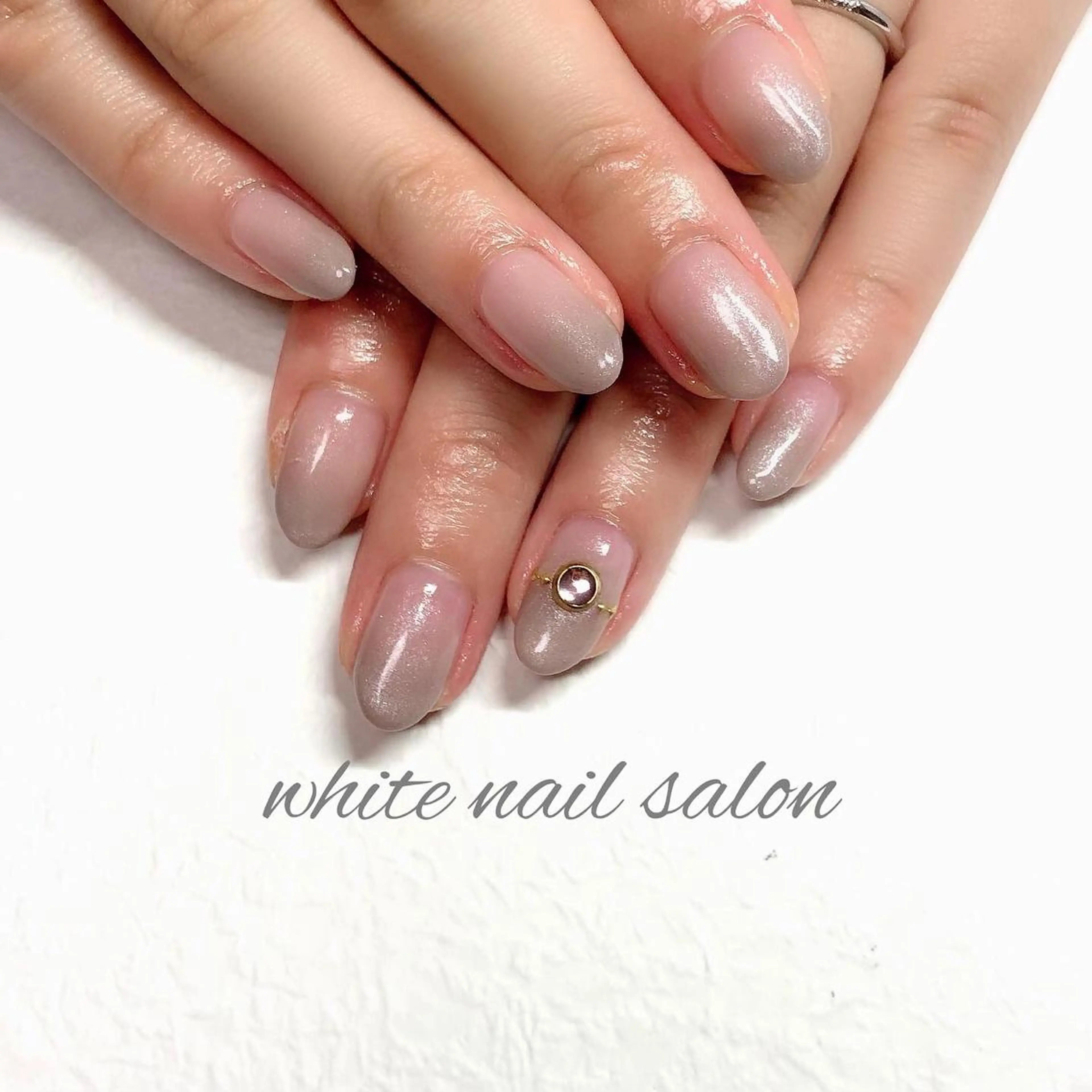 ネイル アートネイル ジェルネイル ハードジェル ラメ(グリッター) 持ち込み ハンドネイル white nail salonのネイルデザイン
