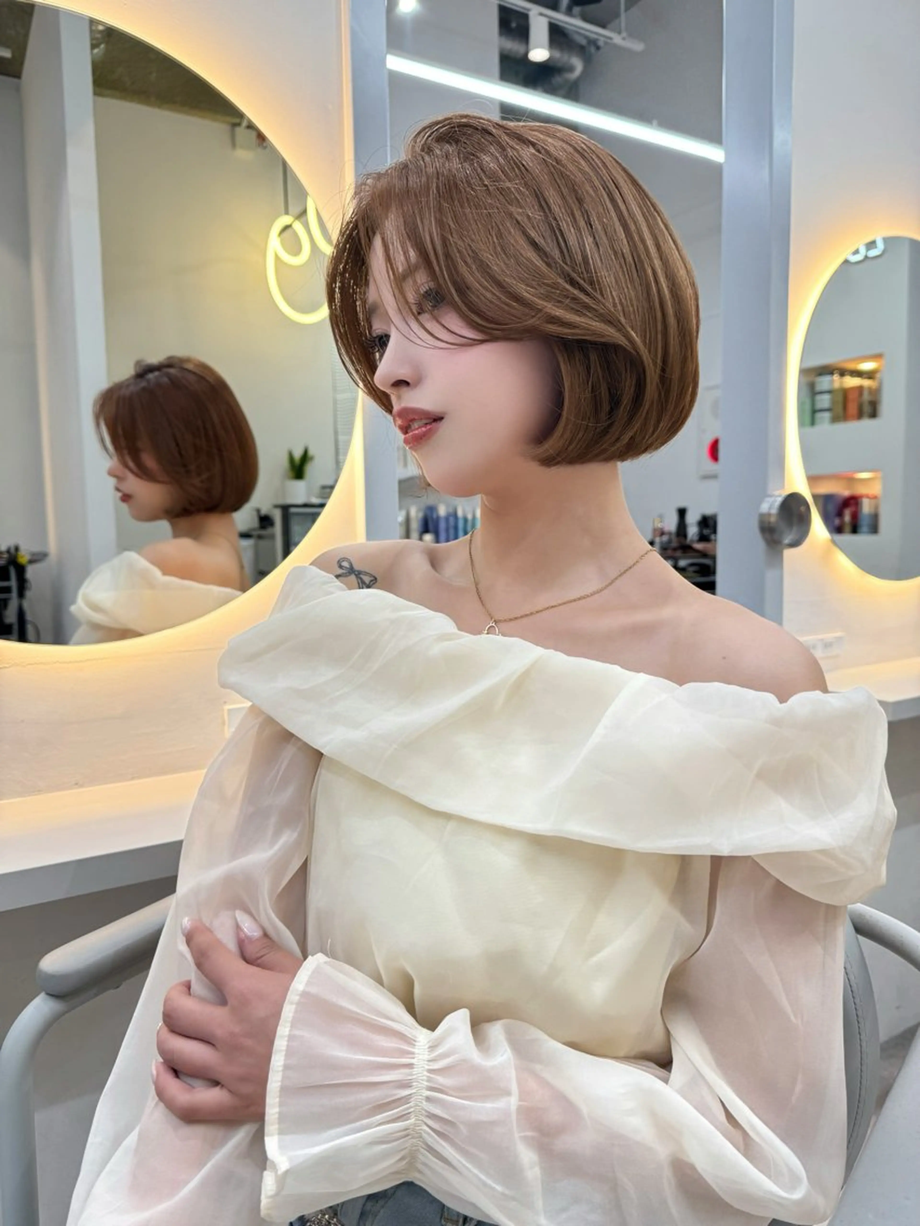 🌟【ボブカットメニュー】カット+水光美髪カラー💎+髪質改善トリートメントの写真
