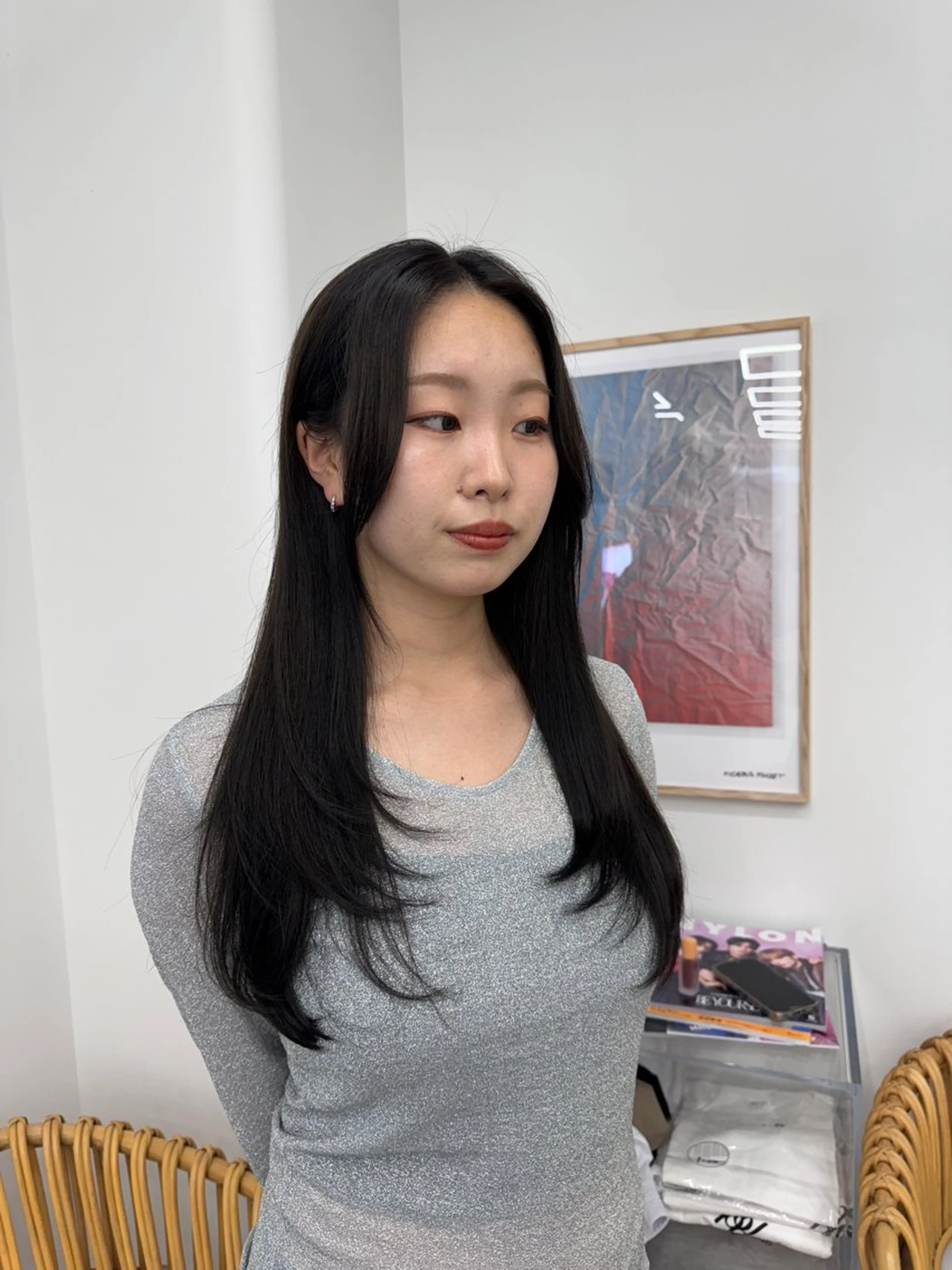 ロング ヘアカラー 透明感カラー🫧⌇ 青🫐🩵のヘアスタイル