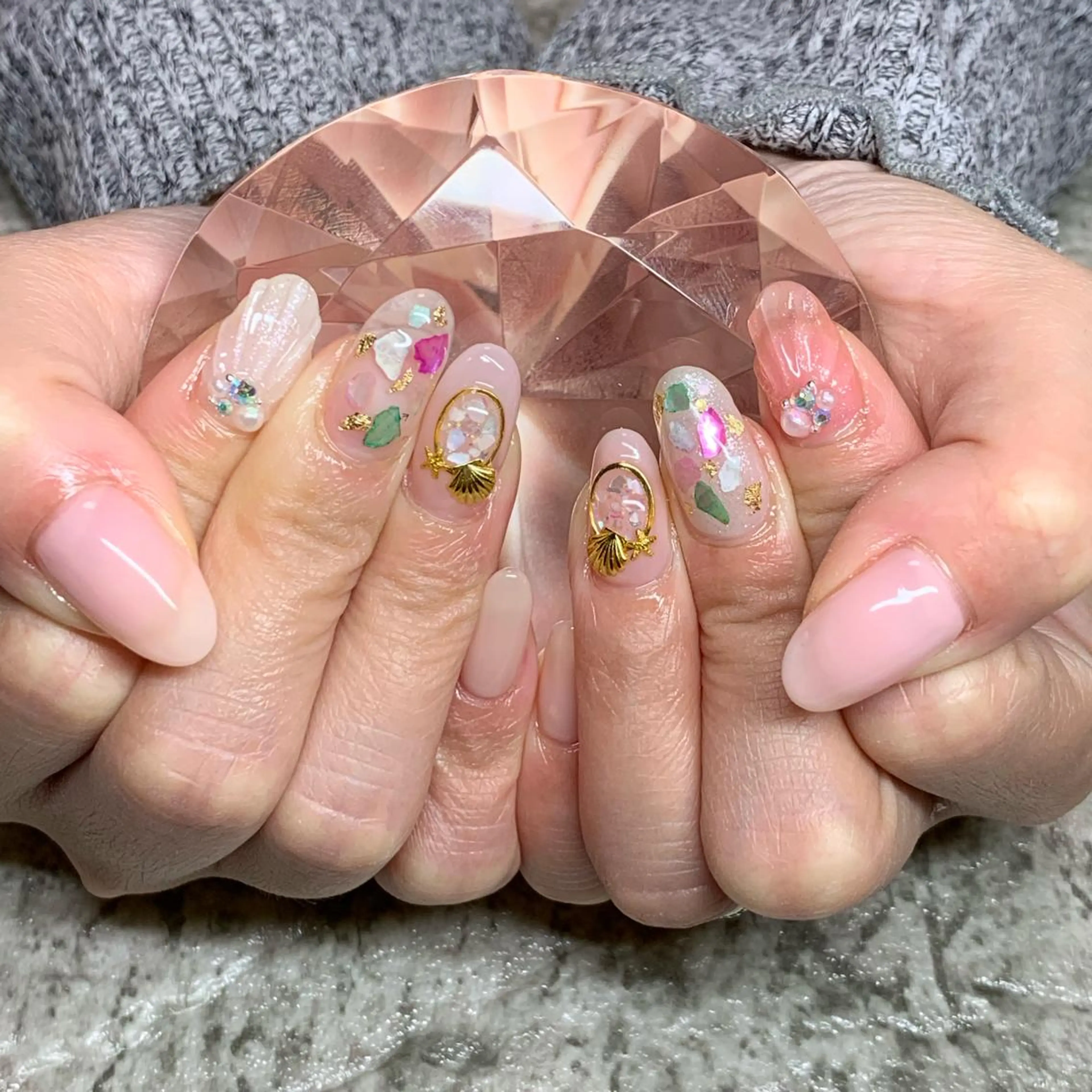 ネイル RuxuryNail ／RiAnnaのネイルデザイン