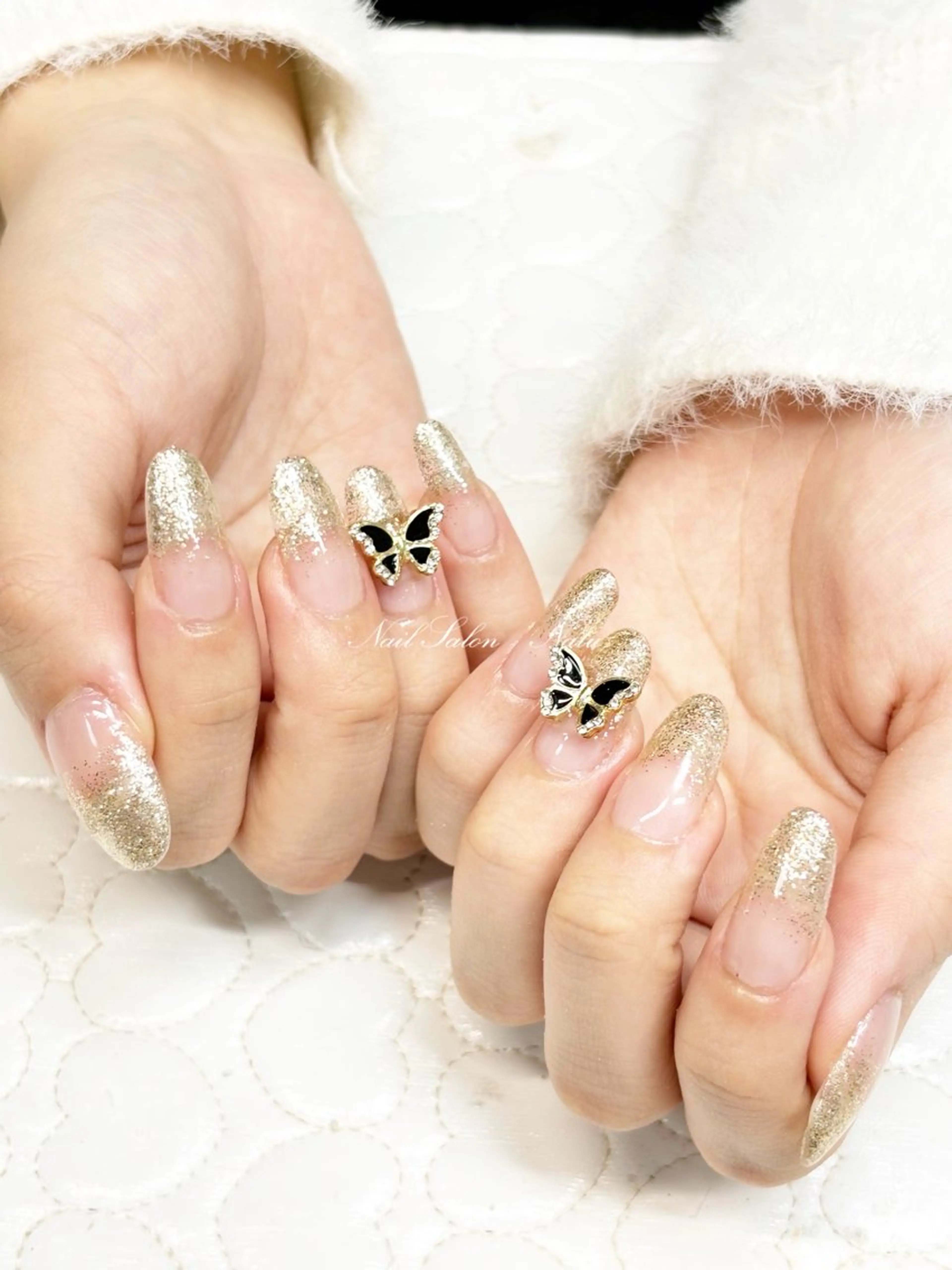 ネイル クリアネイル 長さ出し グラデーション ラメ(グリッター) ラメグラデーション nailsalon　 Natuのネイルデザイン