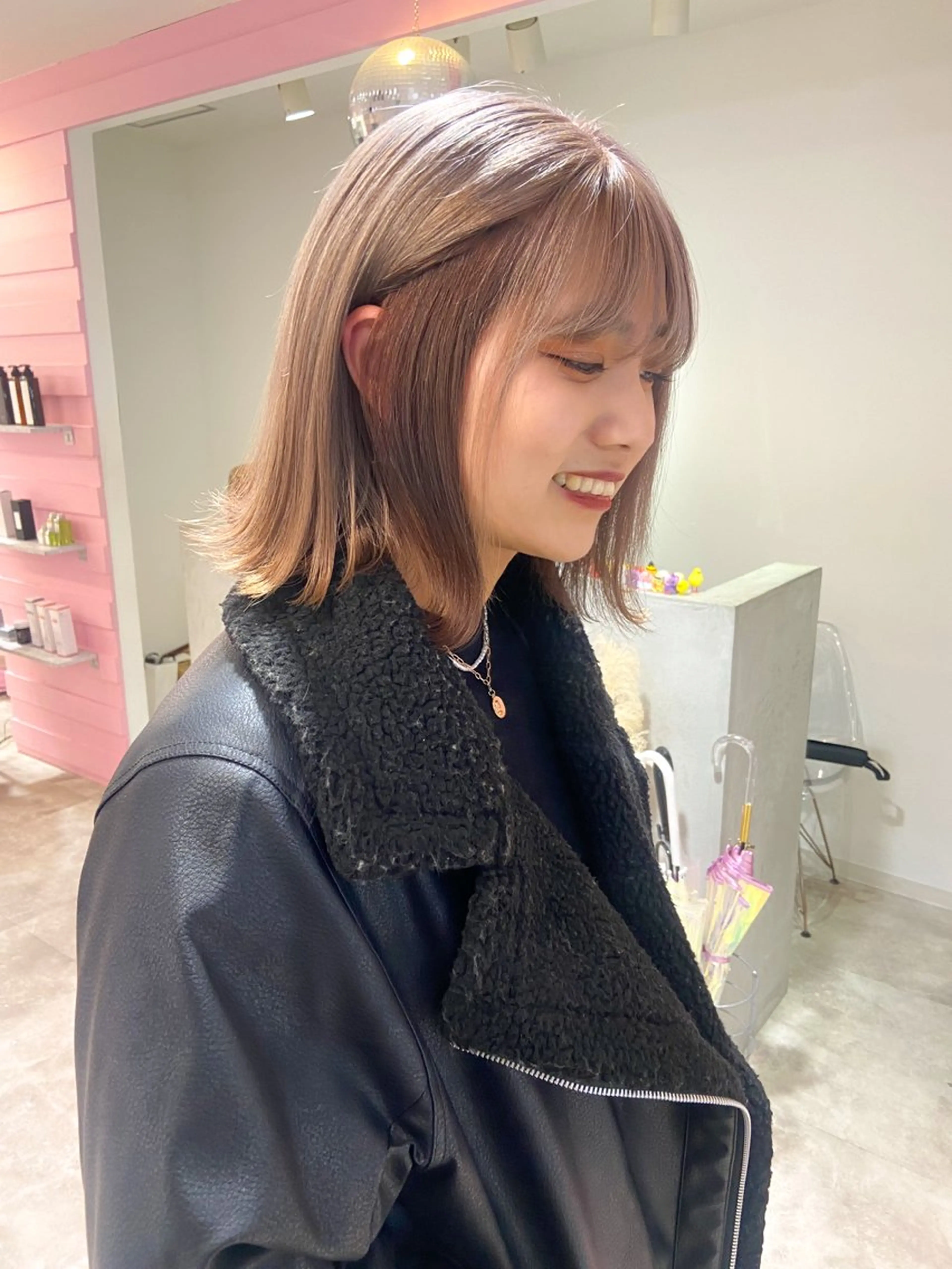 ミディアム カラー ブリーチ デザインカラー インナーカラー カット ヘアカラー トリートメント 似合わせ暖色のプロ/ ニュアンスカラー🍊のヘアスタイル