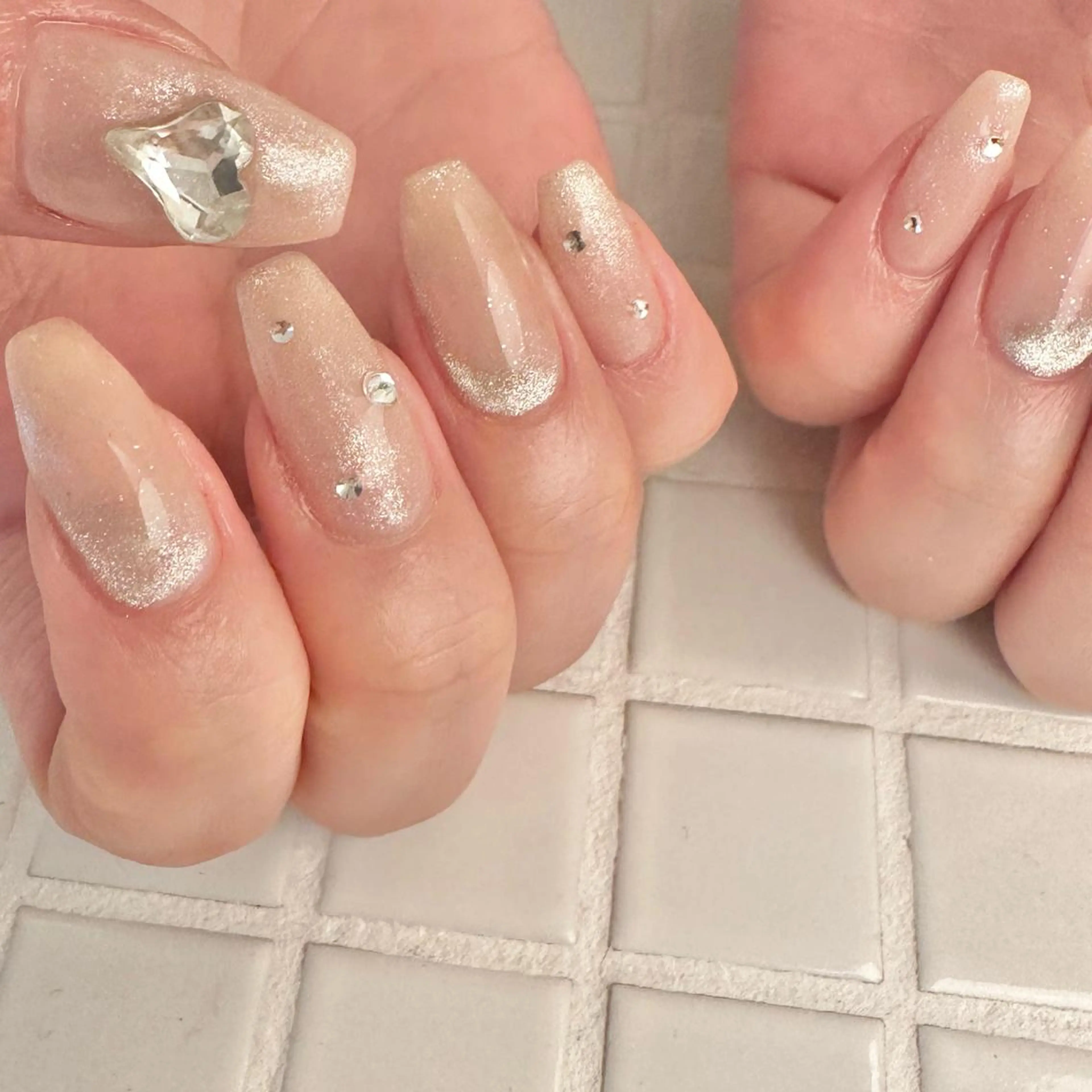 ネイル ハンドネイル yuka🩶 渋谷.表参道Nailのネイルデザイン
