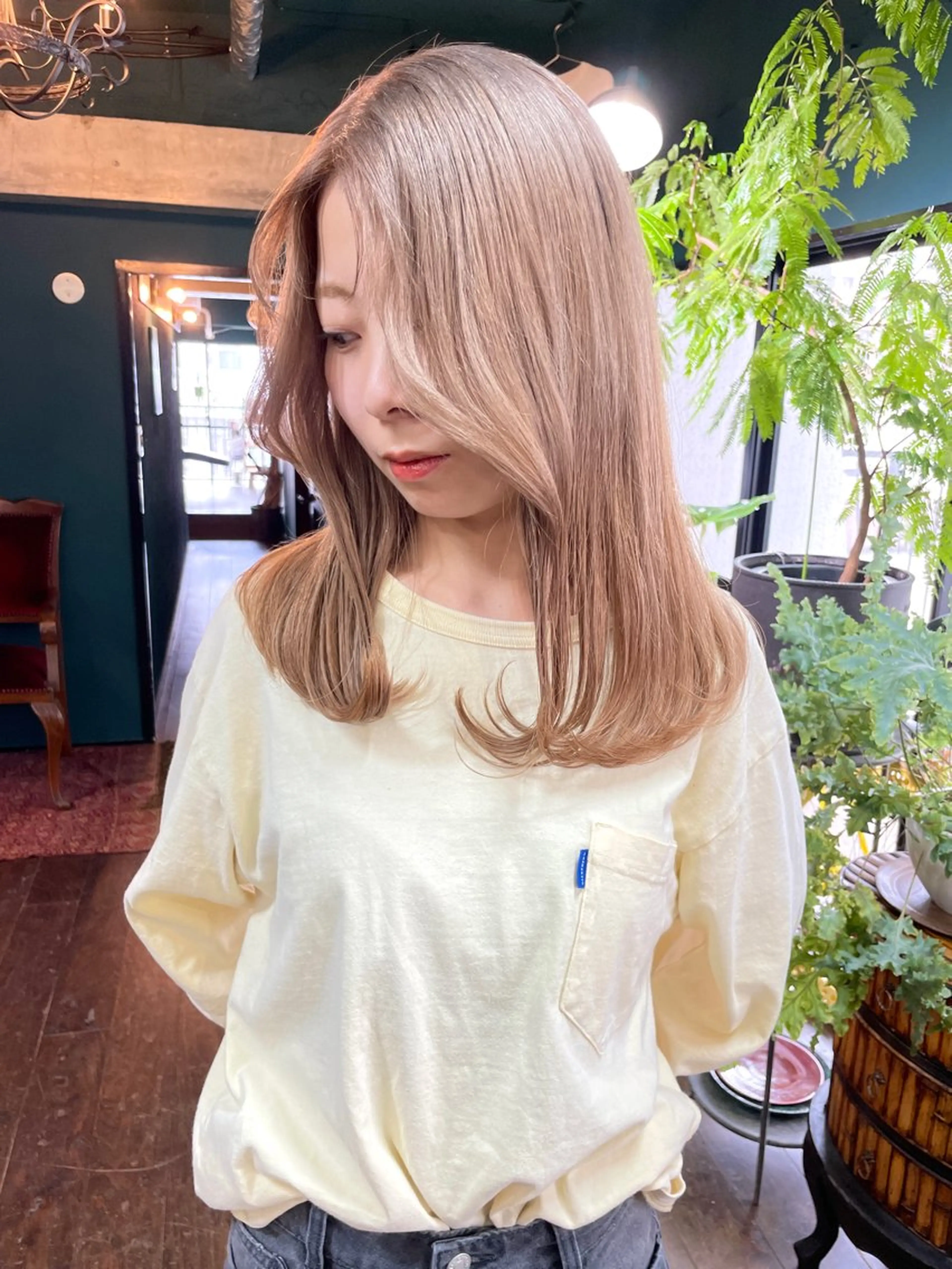 セミロング カット ヘアカラー トリートメント vivre libre所属・vivre libreのヘアスタイル