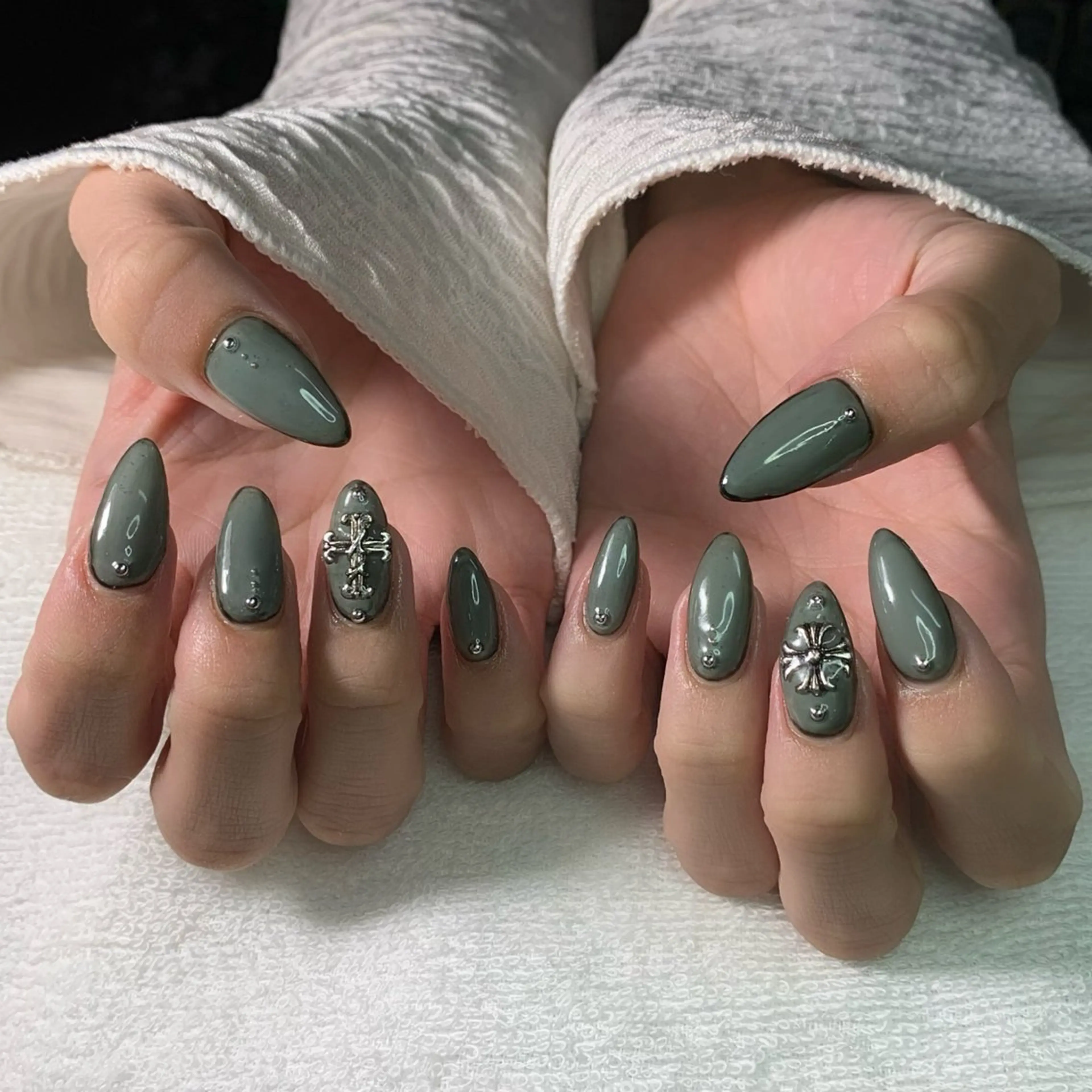 ネイル ハンドネイル フットネイル MHR nailのネイルデザイン