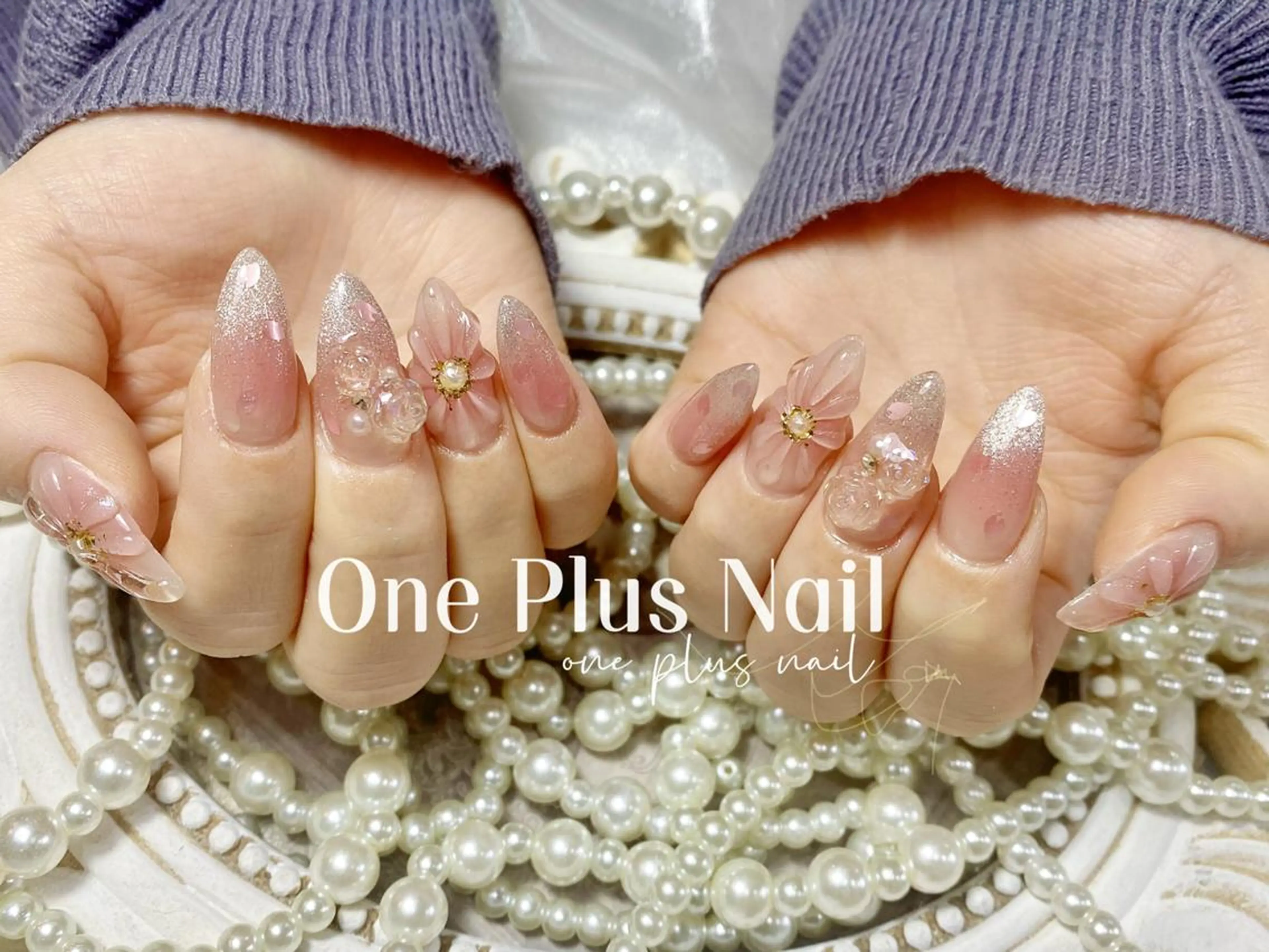 ネイル チークネイル フラッシュネイル 氷ネイル・うるうるネイル キラキラネイル 韓国ネイル One Plus Nail Salonのネイルデザイン