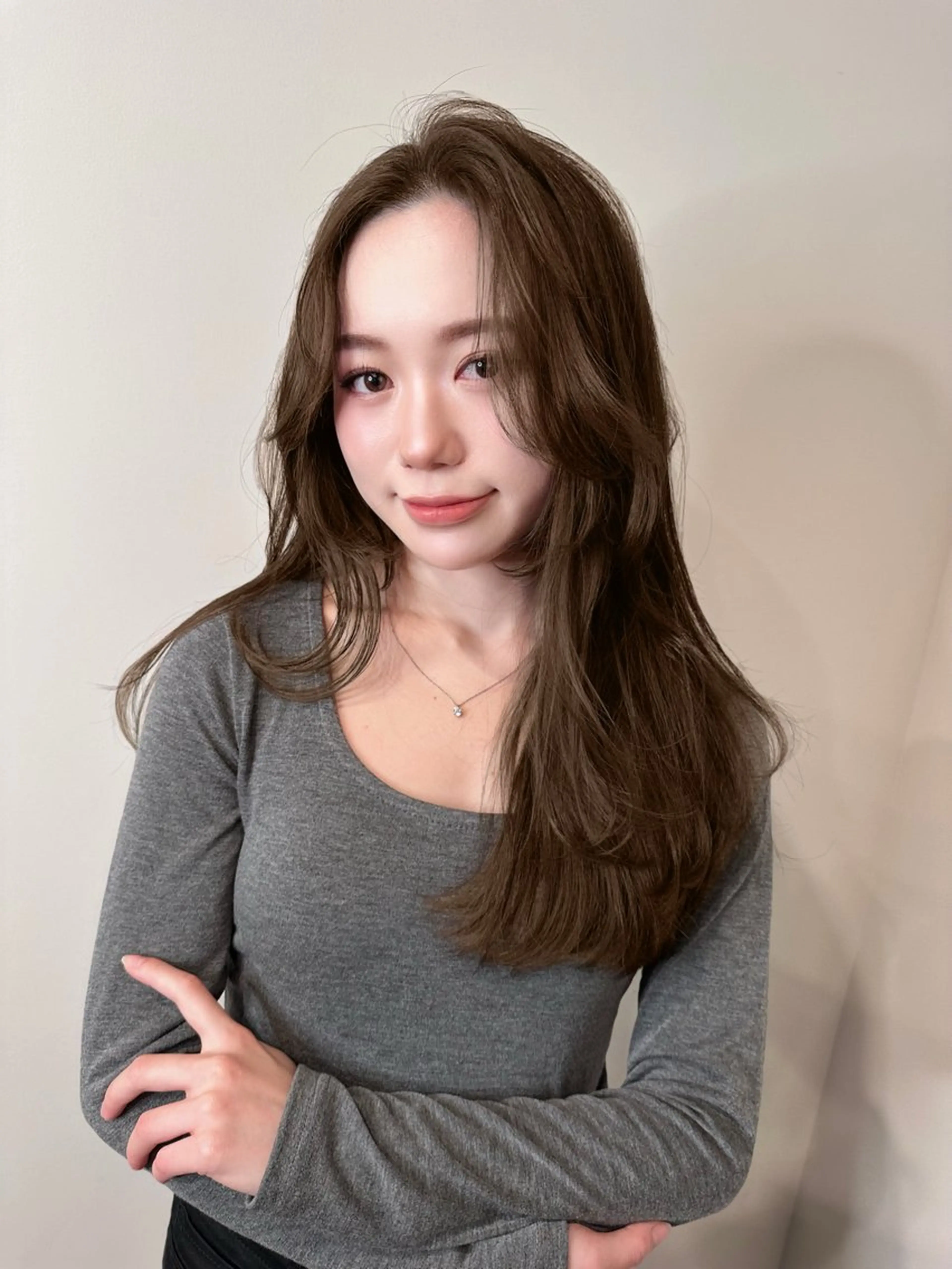 ロング カラー ヘアカラー トリートメント ヘアセット IVE所属・ブリーチなし🤍 渋谷／原島杏奈のヘアスタイル