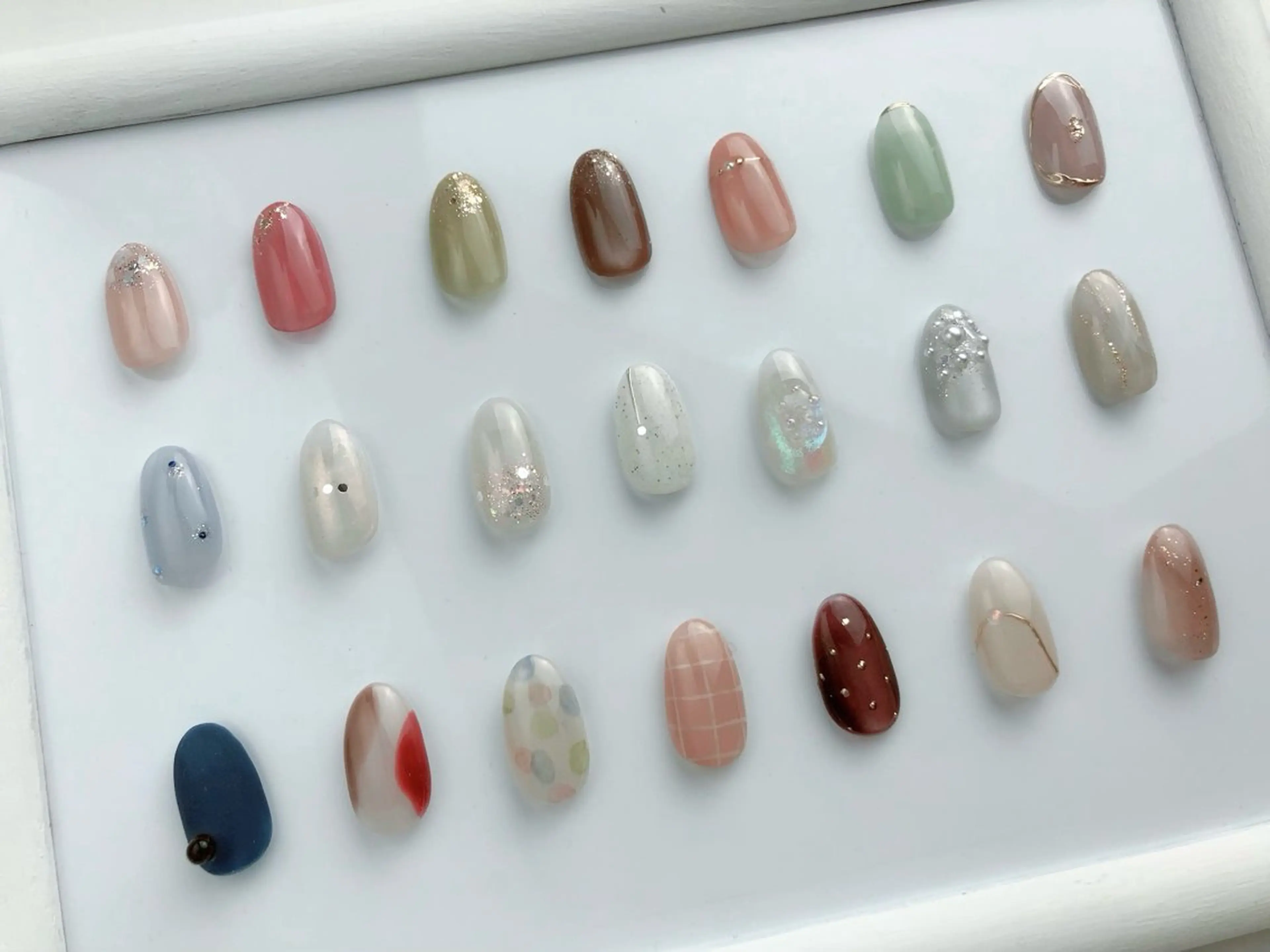ネイル シンプルネイル atelier in bloomのネイルデザイン