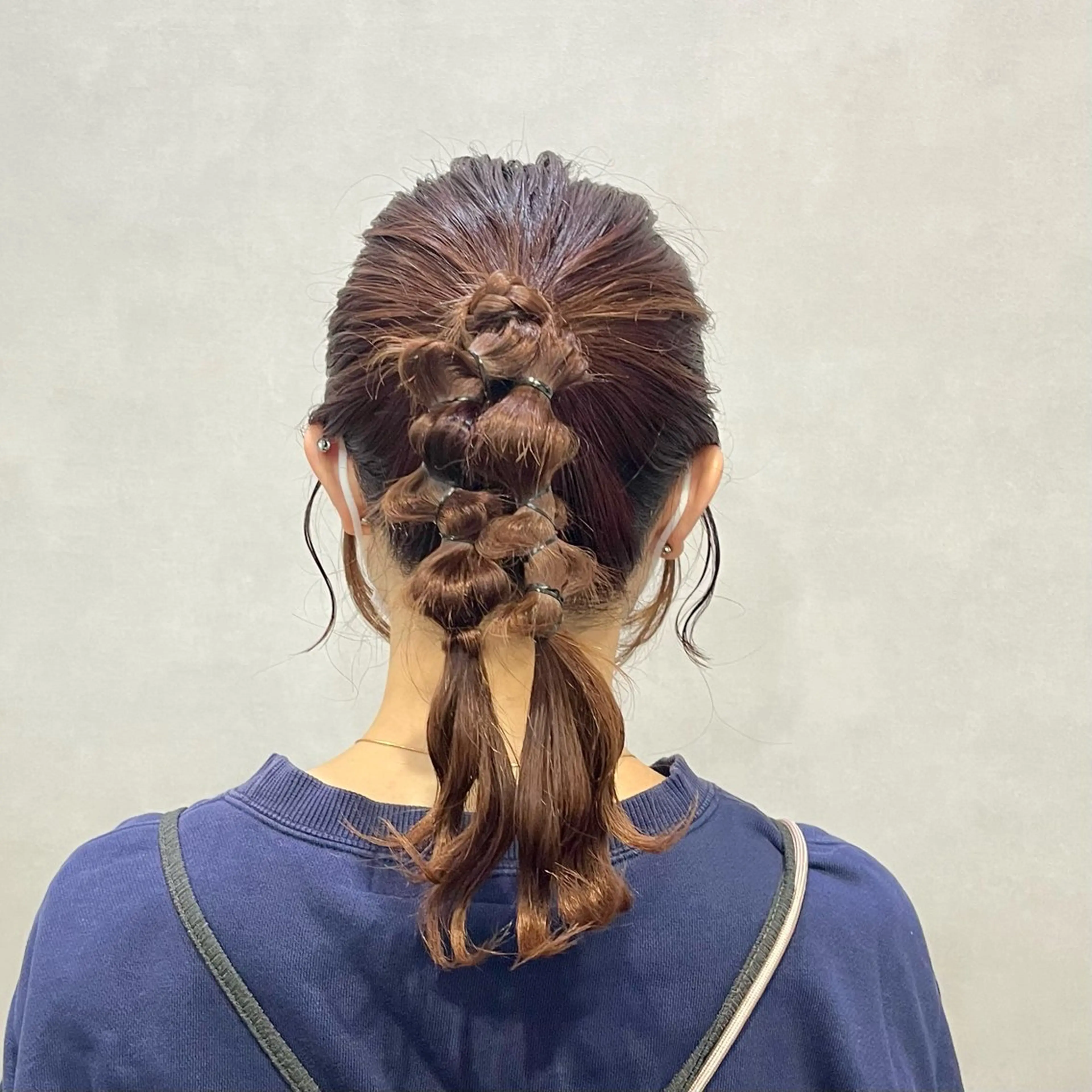 ミディアム ヘアアレンジ 成人式 ポニーテール 卒業式のヘアスタイル ヘアメイク専門サロンFelice所属・褒められヘアメイク ‎🤍みおのヘアスタイル