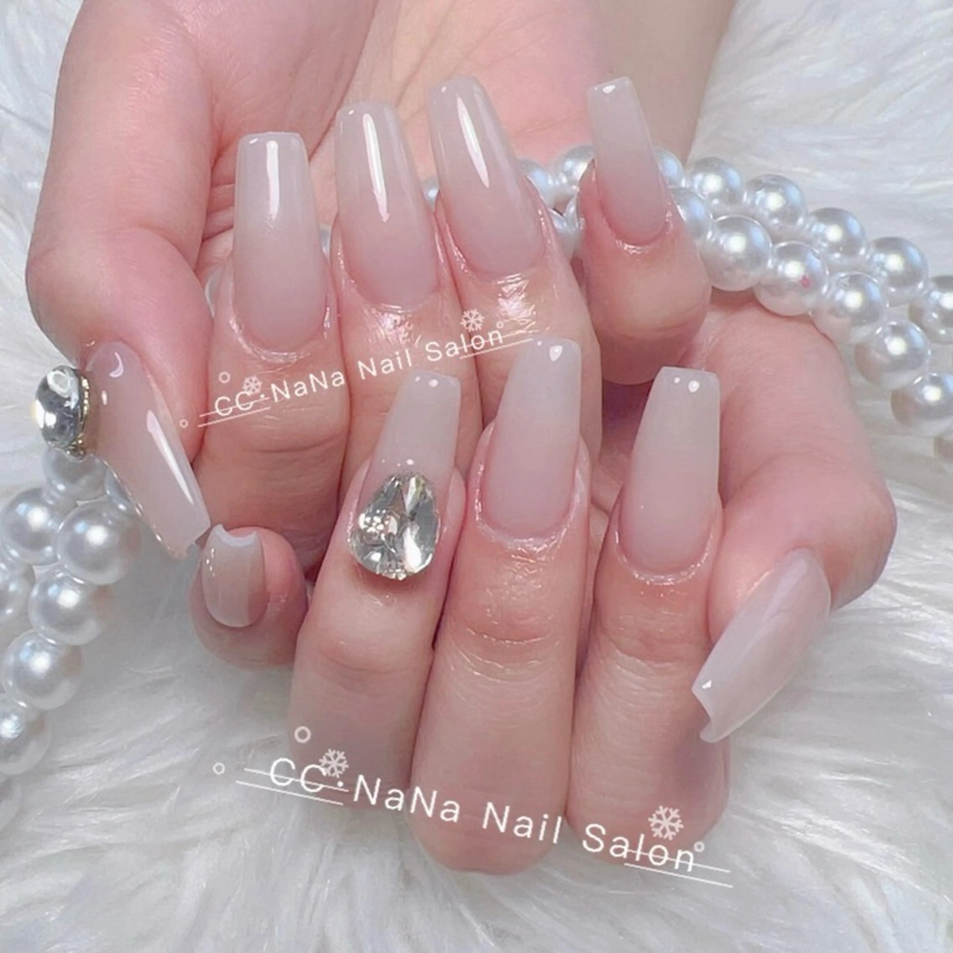 ネイル チークネイル フラッシュネイル ハート キラキラネイル 韓国ネイル ハンドネイル 💎CC・NaNa 韓国風ネイル🌙のネイルデザイン