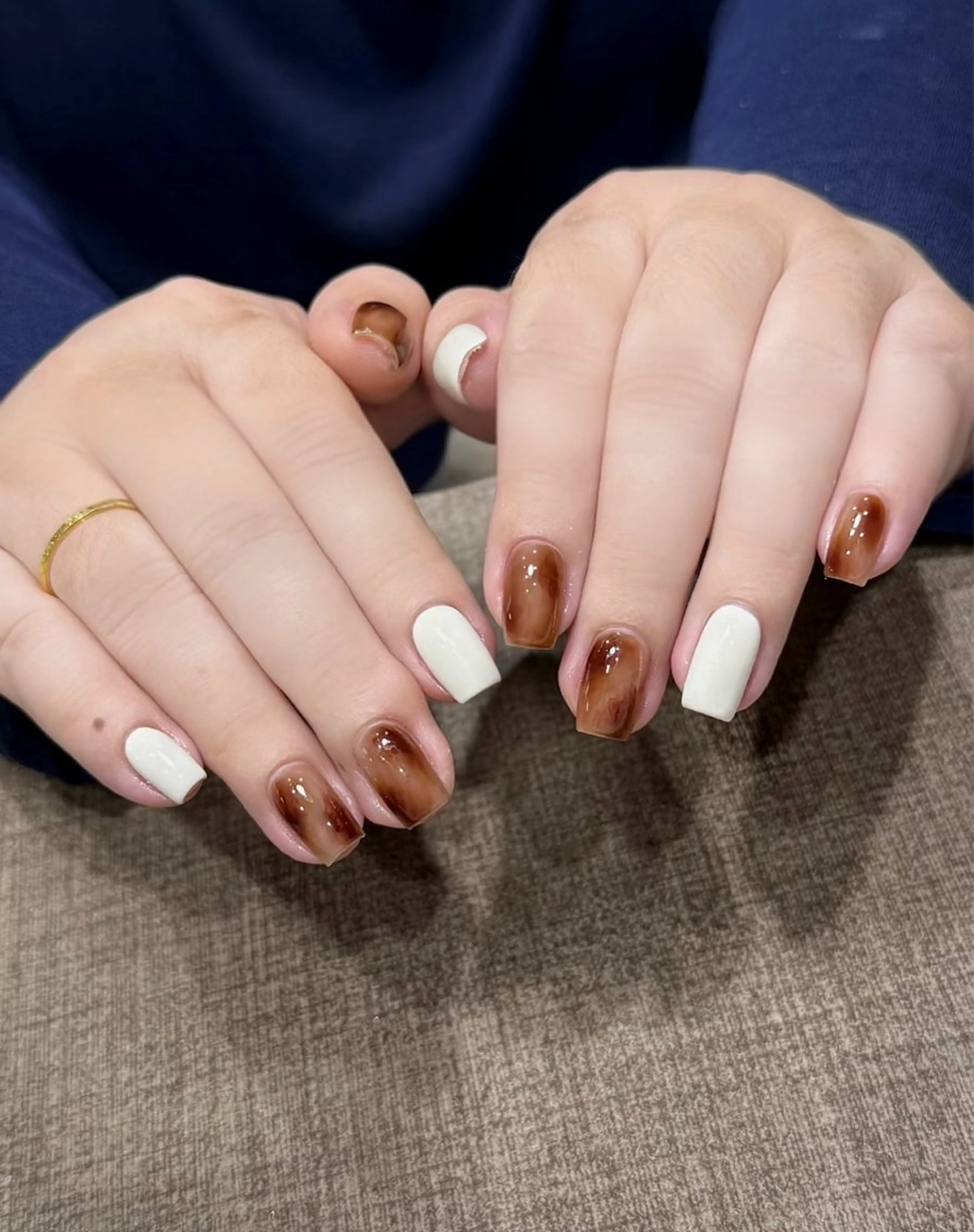 ネイル アートネイル チークネイル 長さ出し フラッシュネイル キラキラネイル ハンドネイル ハンドケア For you. Nail Salonのネイルデザイン