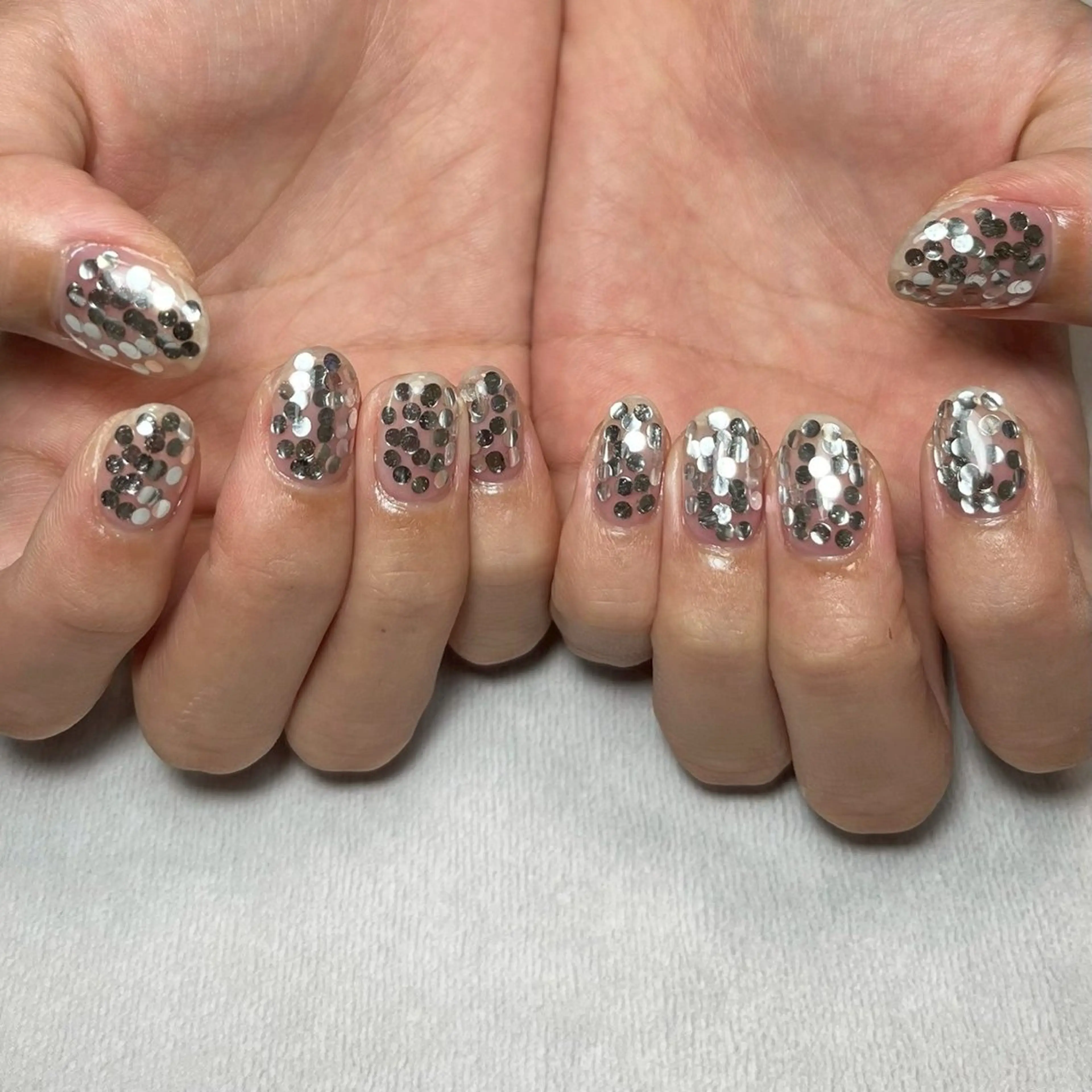 オフ無しワンカラー+ホログラムつけ放題🫧✴︎の写真