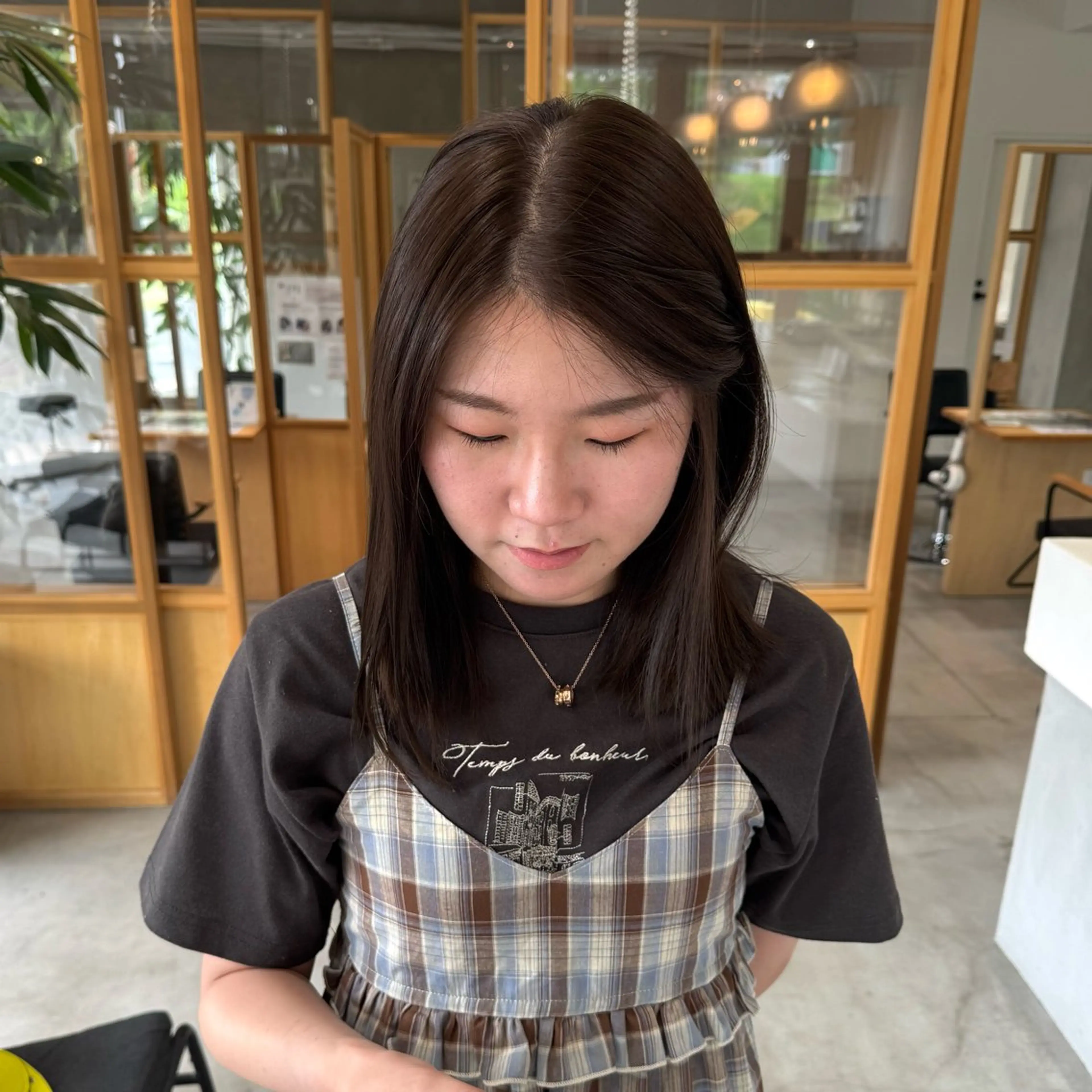 ロング カット FERIA かりんのヘアスタイル