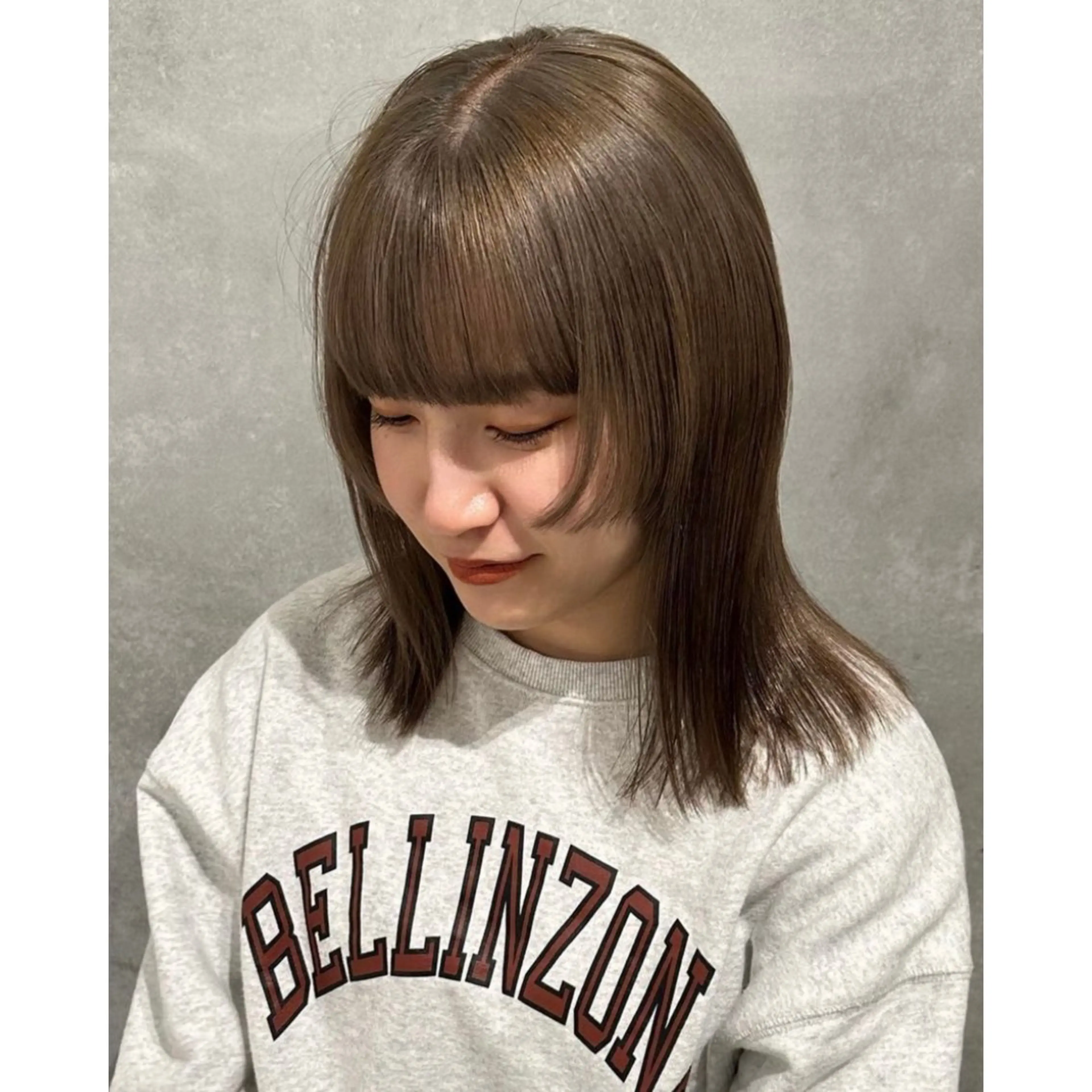 ミディアム カラー ベージュカラー ブリーチ ケアブリーチ 透明感カラー グレージュ elimabyfif th調布🌙キホ🌙のヘアスタイル