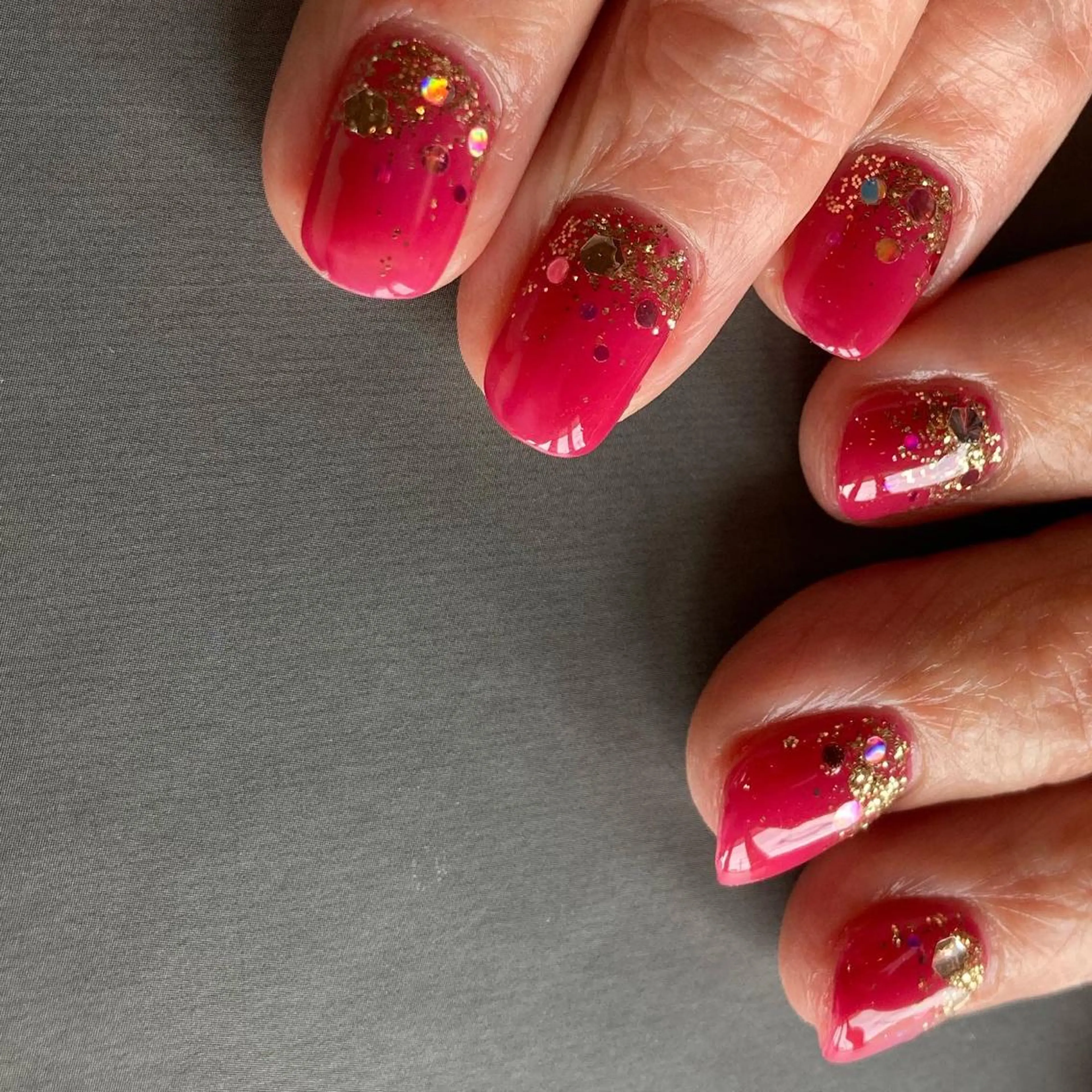 ネイル グラデーション ハンドネイル ou's nail salon所属・小林 桜のネイルデザイン