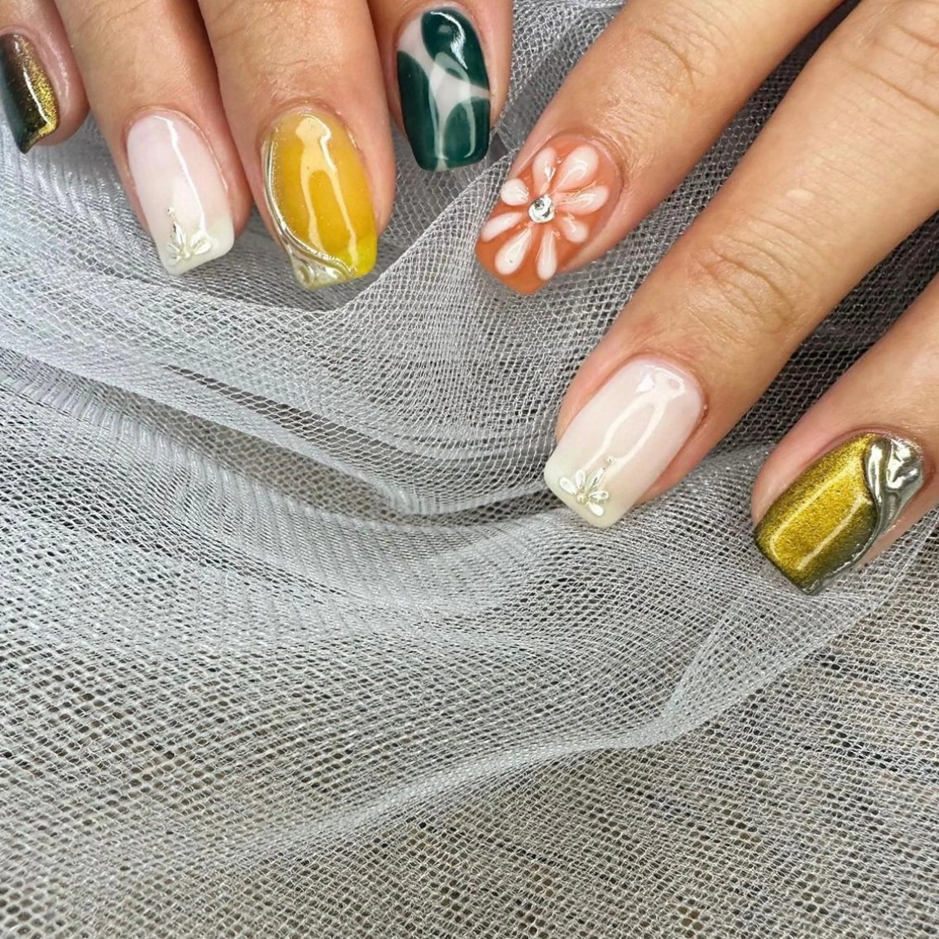 ネイル クリアネイル フラワーネイル 氷ネイル・うるうるネイル 韓国ネイル ロングネイル 🪞KAPE NAIL 🪞のネイルデザイン