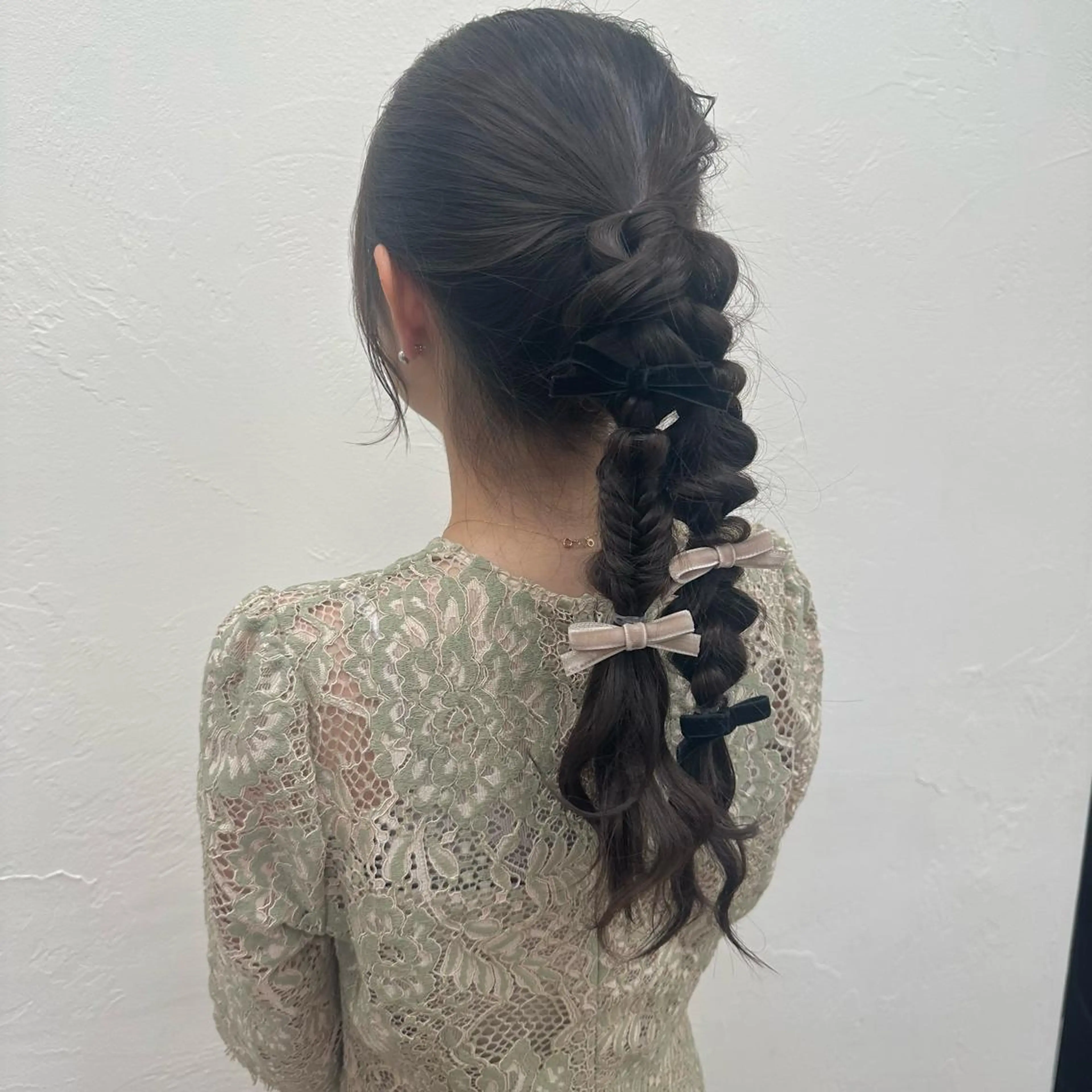 ロング パーマ ヘアアレンジ メンズ キッズ ネイル マツエク・マツパ アイブロウ ヘアセット 顔周りcut/ 艶ワンカラー♥ちさきのヘアスタイル