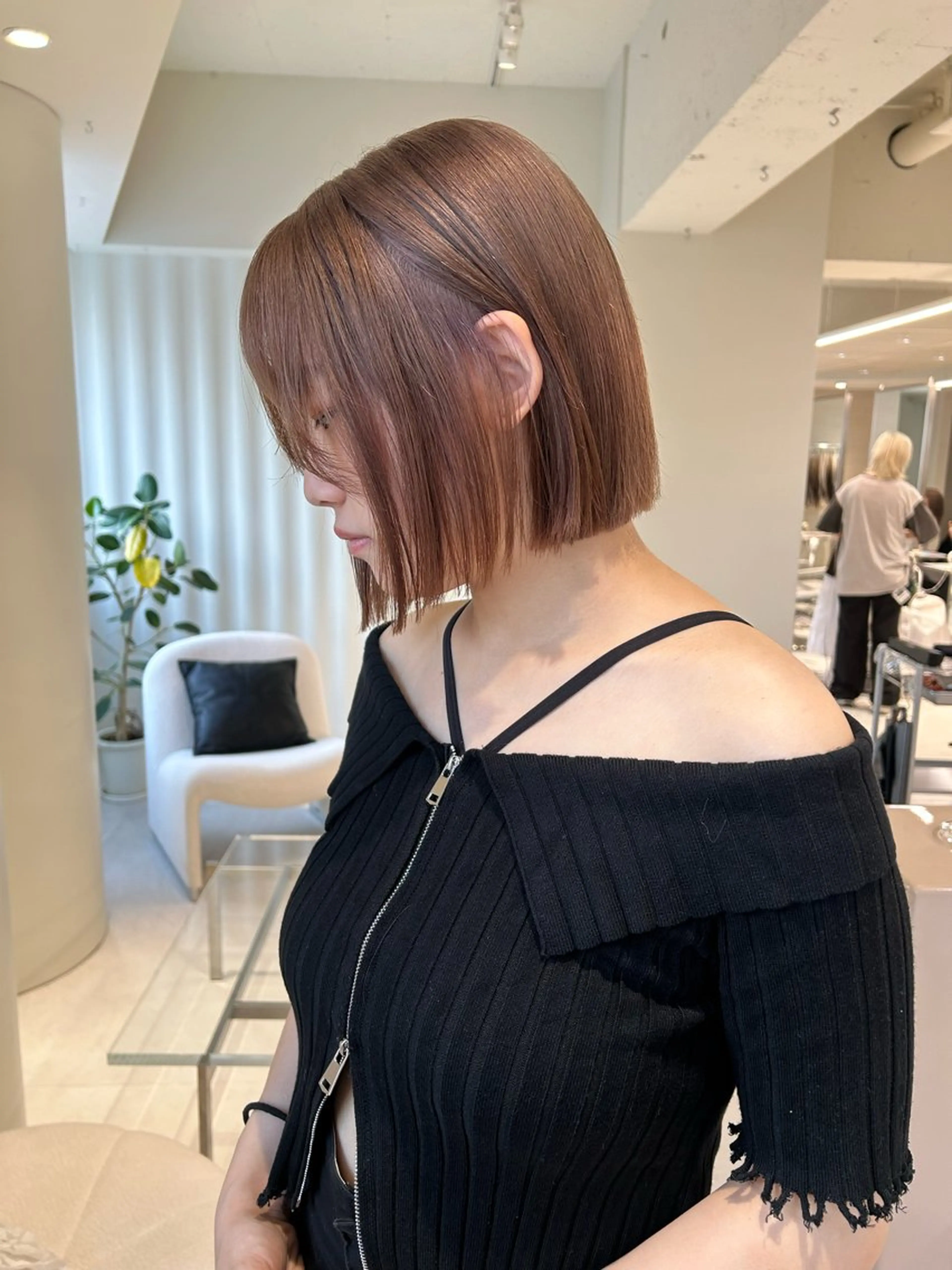 ショート カラー ベージュカラー ボブ カット ヘアカラー 丸みショート /nagisaのヘアスタイル