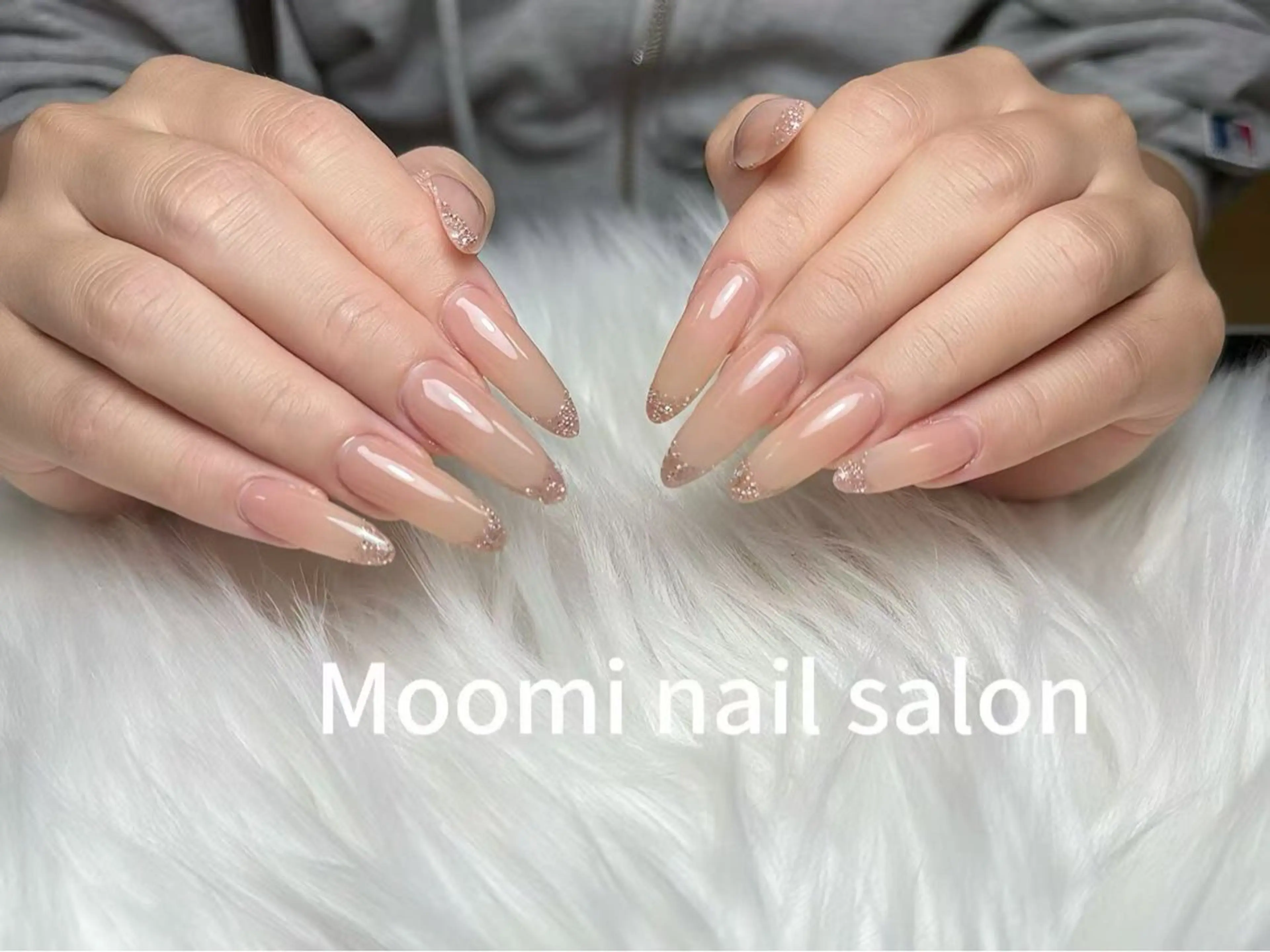 ネイル チークネイル フレンチネイル ジェルネイル グラデーション ハート ハンドネイル moomi nail スカルプ専門のネイルデザイン